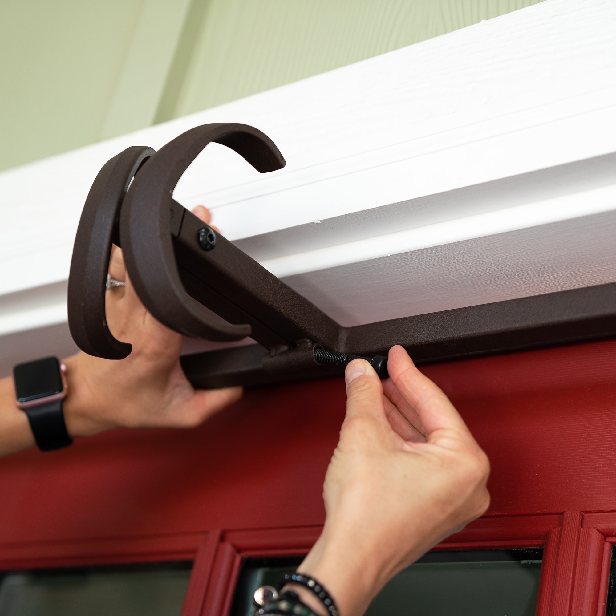 Village Lighting Single Door Garland Hanger