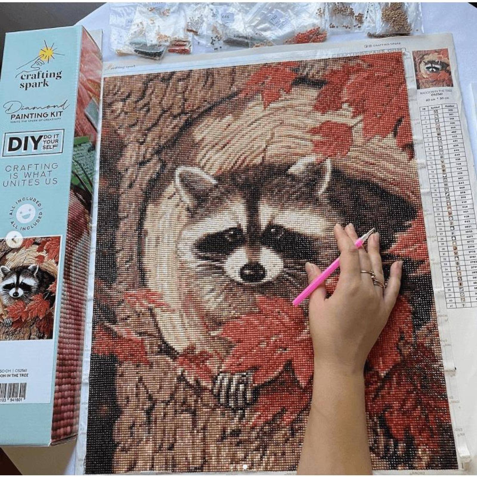 Crafting Spark Racoon in the Tree Diamond Painting Kit