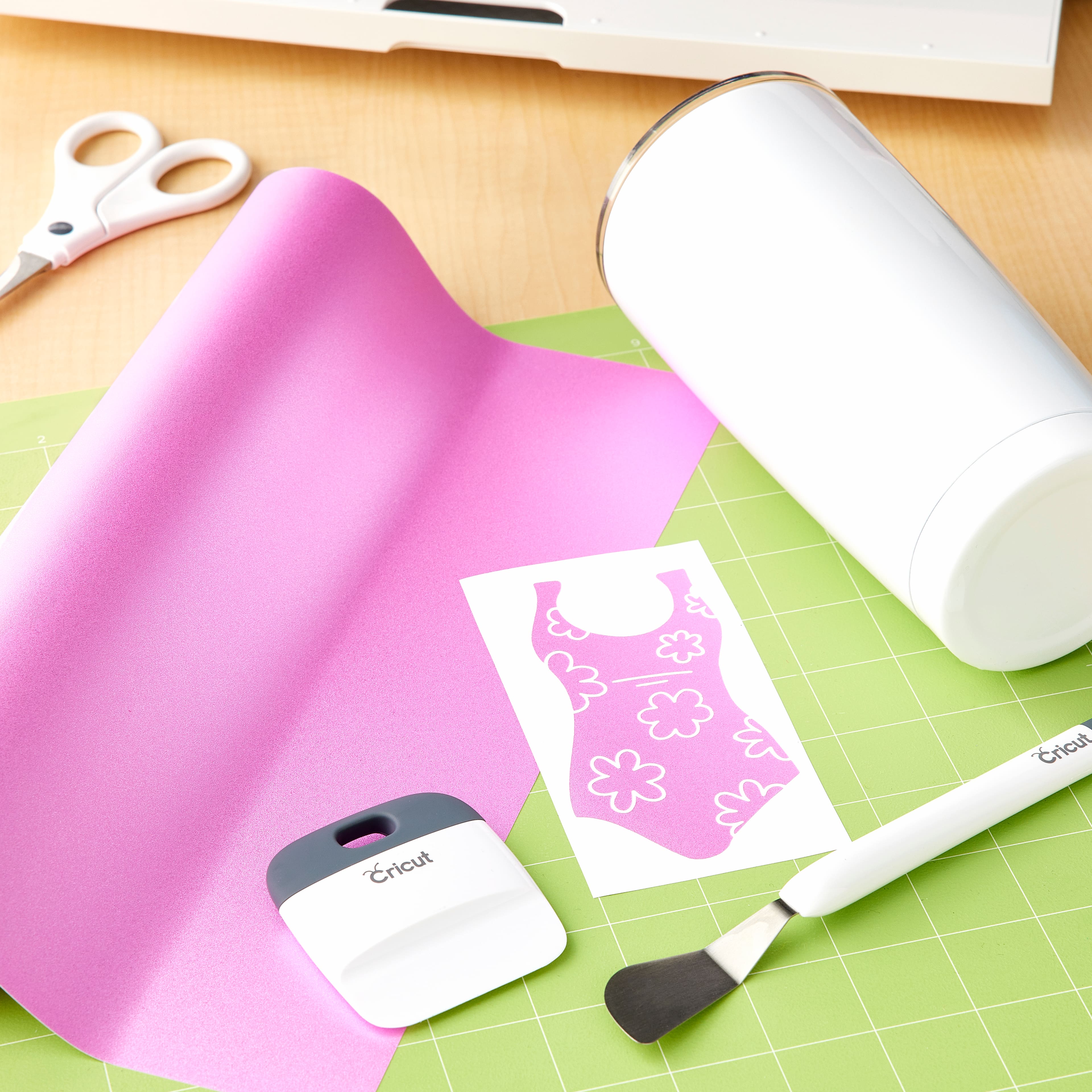Cricut® Premium Vinyl™ Shimmer, 12" x 48"