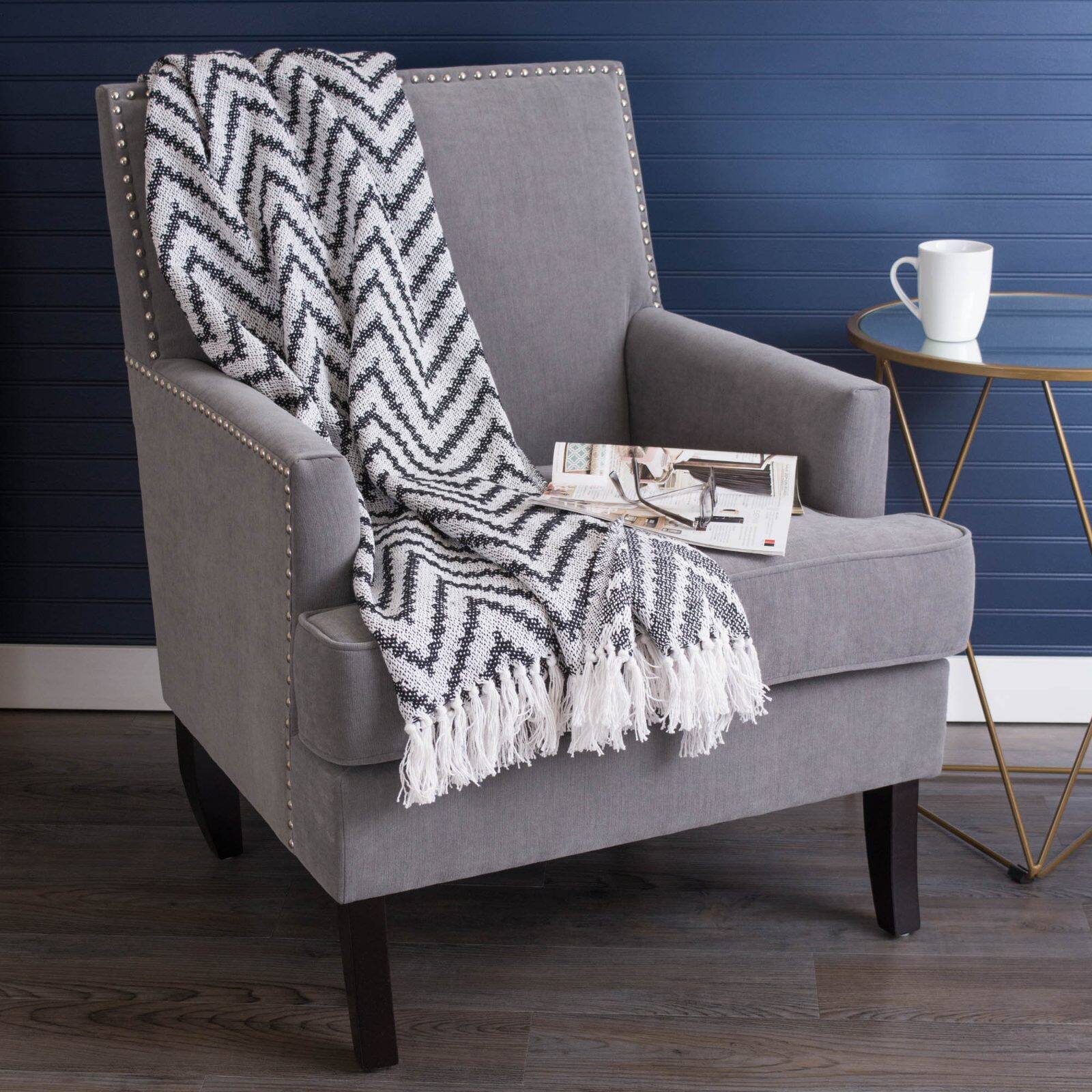 DII® Black Large Chevron Throw