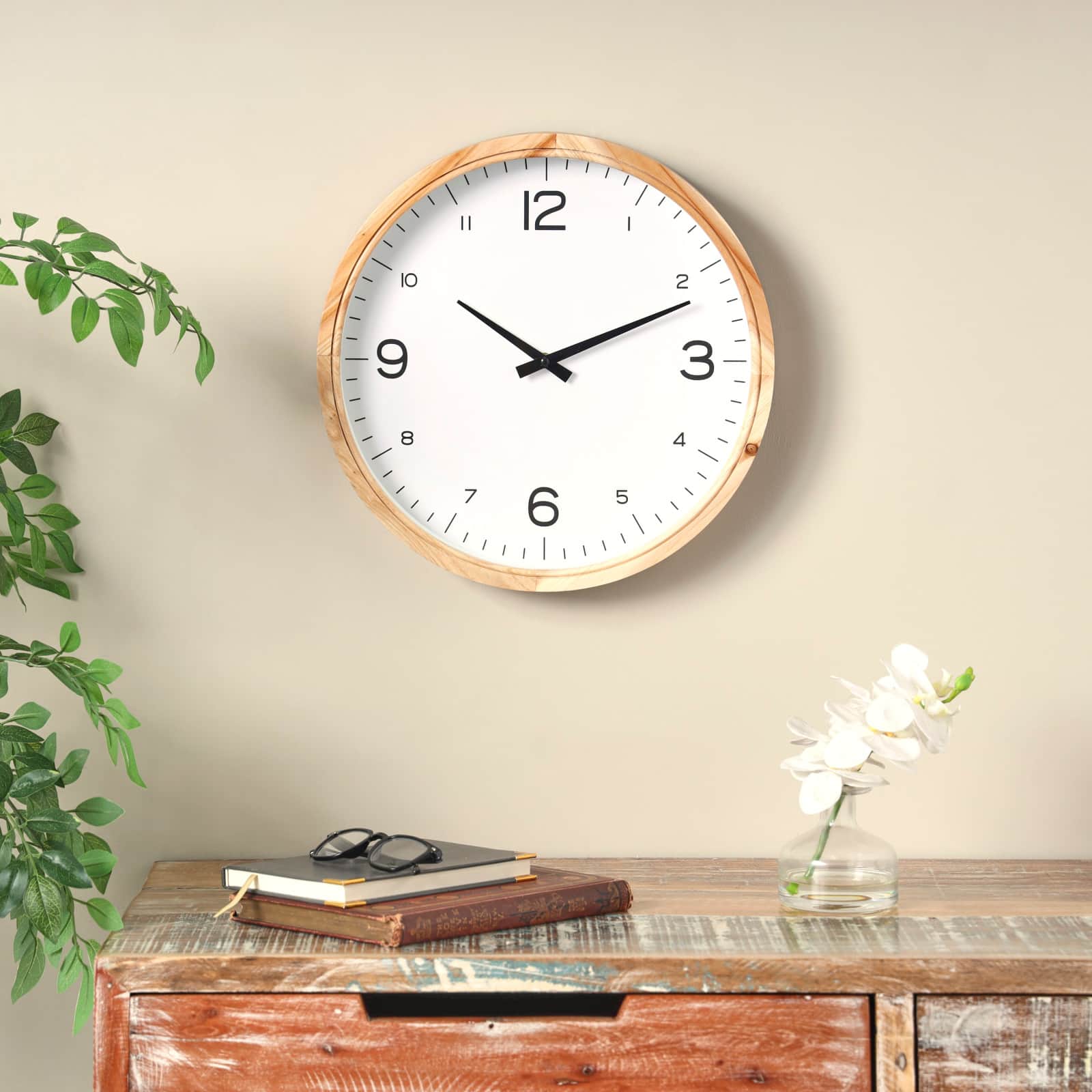 16&#x22; Light Brown Framed Wall Clock