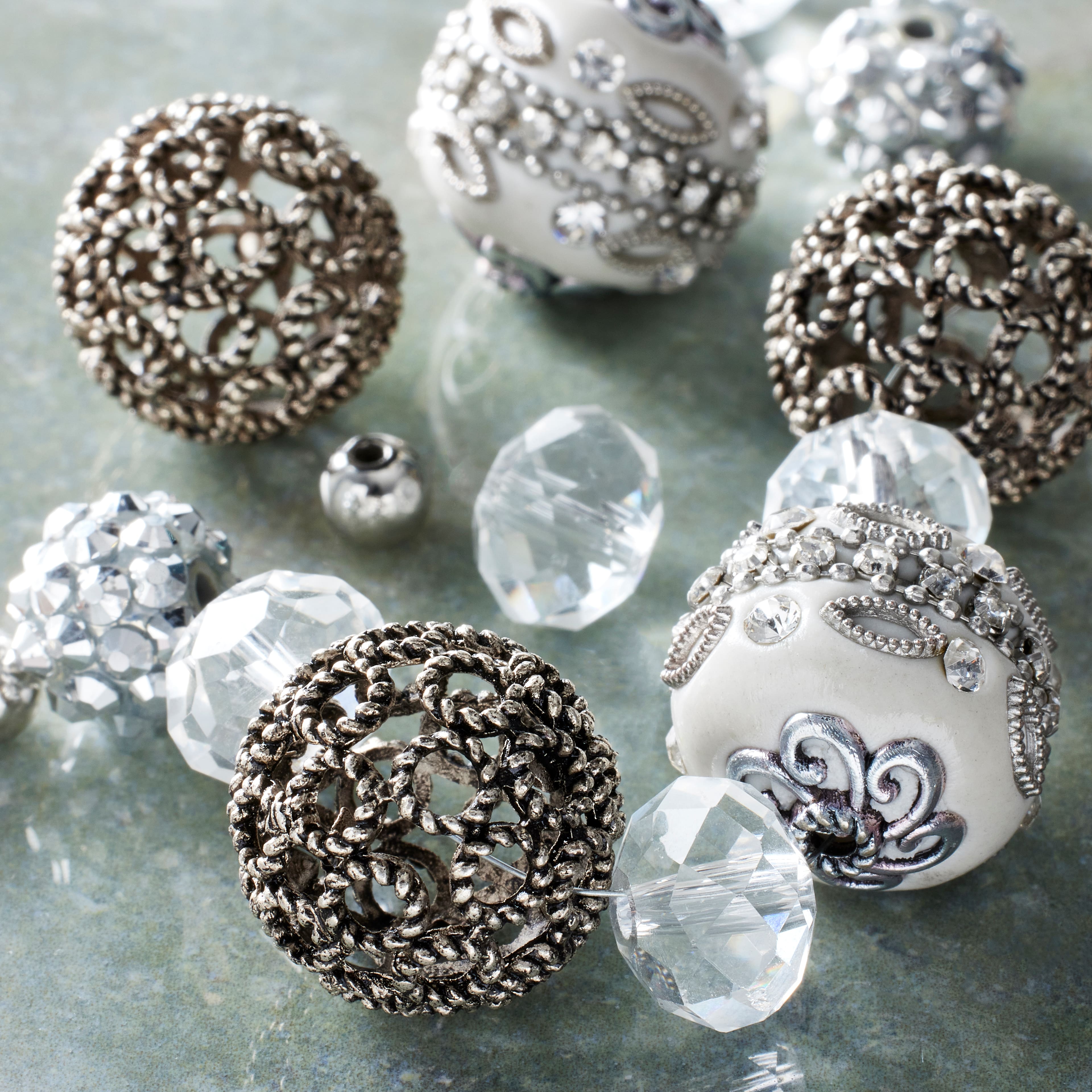Vintage Shimmer White & Silver Metal Round Beads by Bead Landing™