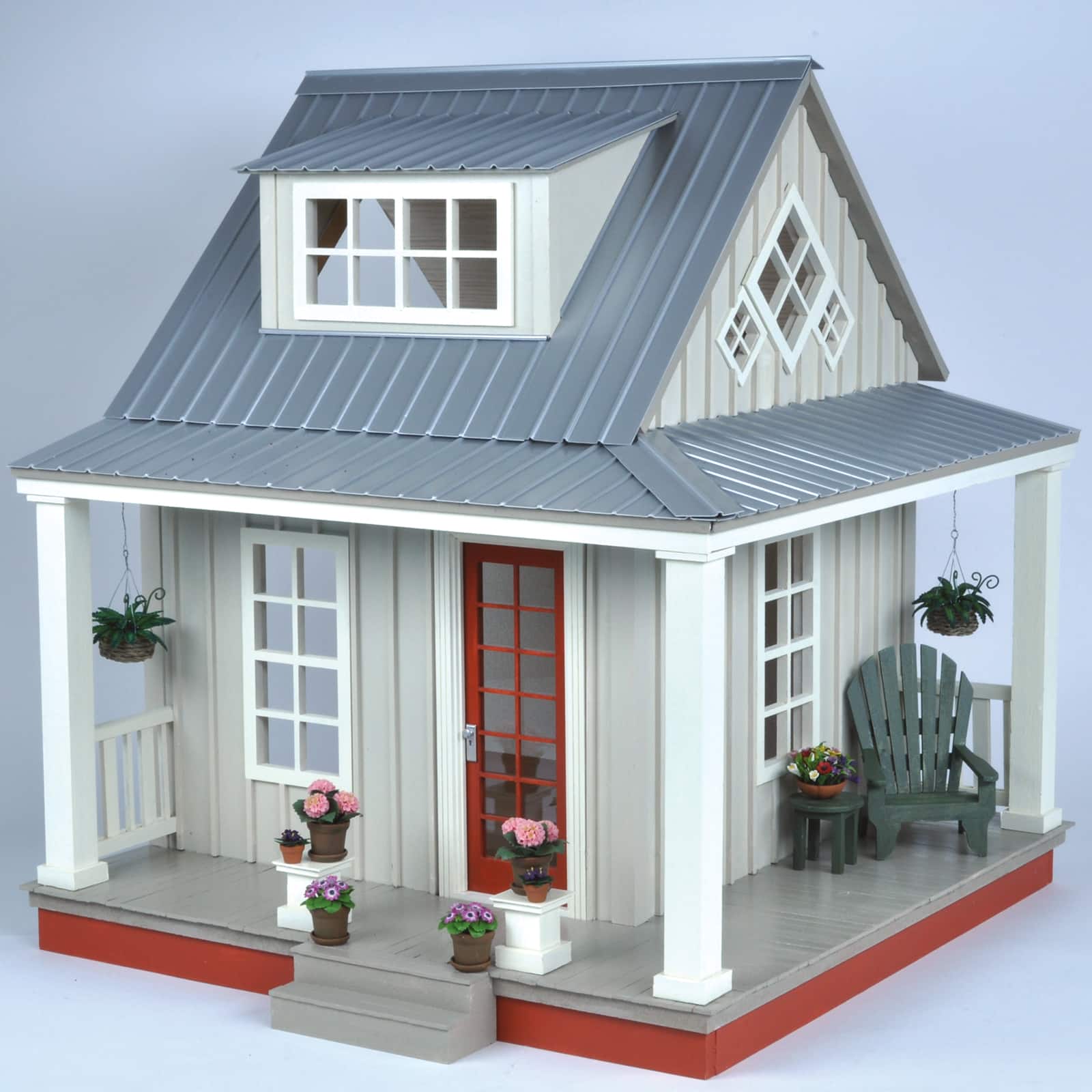 Houseworks&#xAE; Lisa&#x27;s Miniature Country Cottage