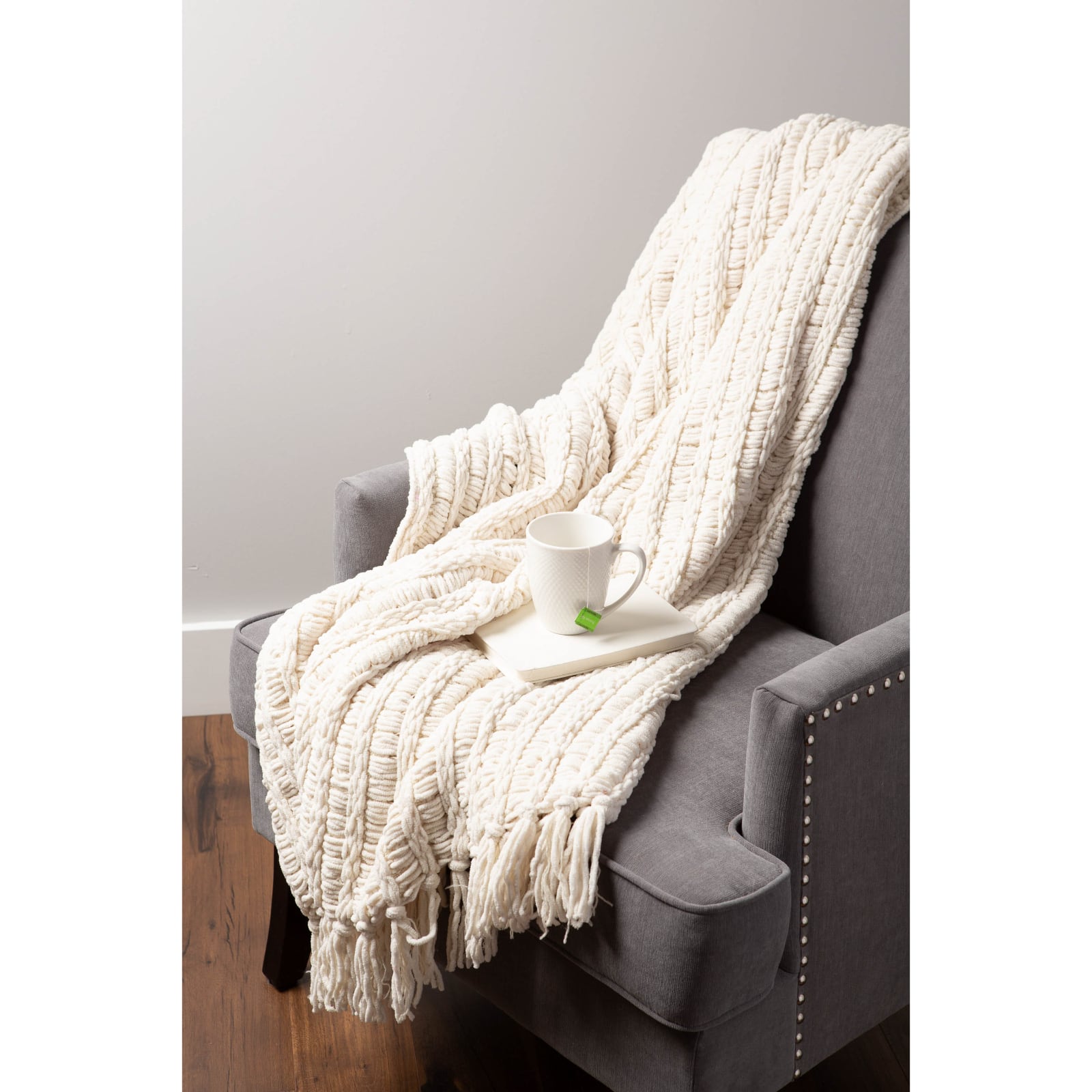 Chenille Luxury Tassel Throw Cream&#x22;