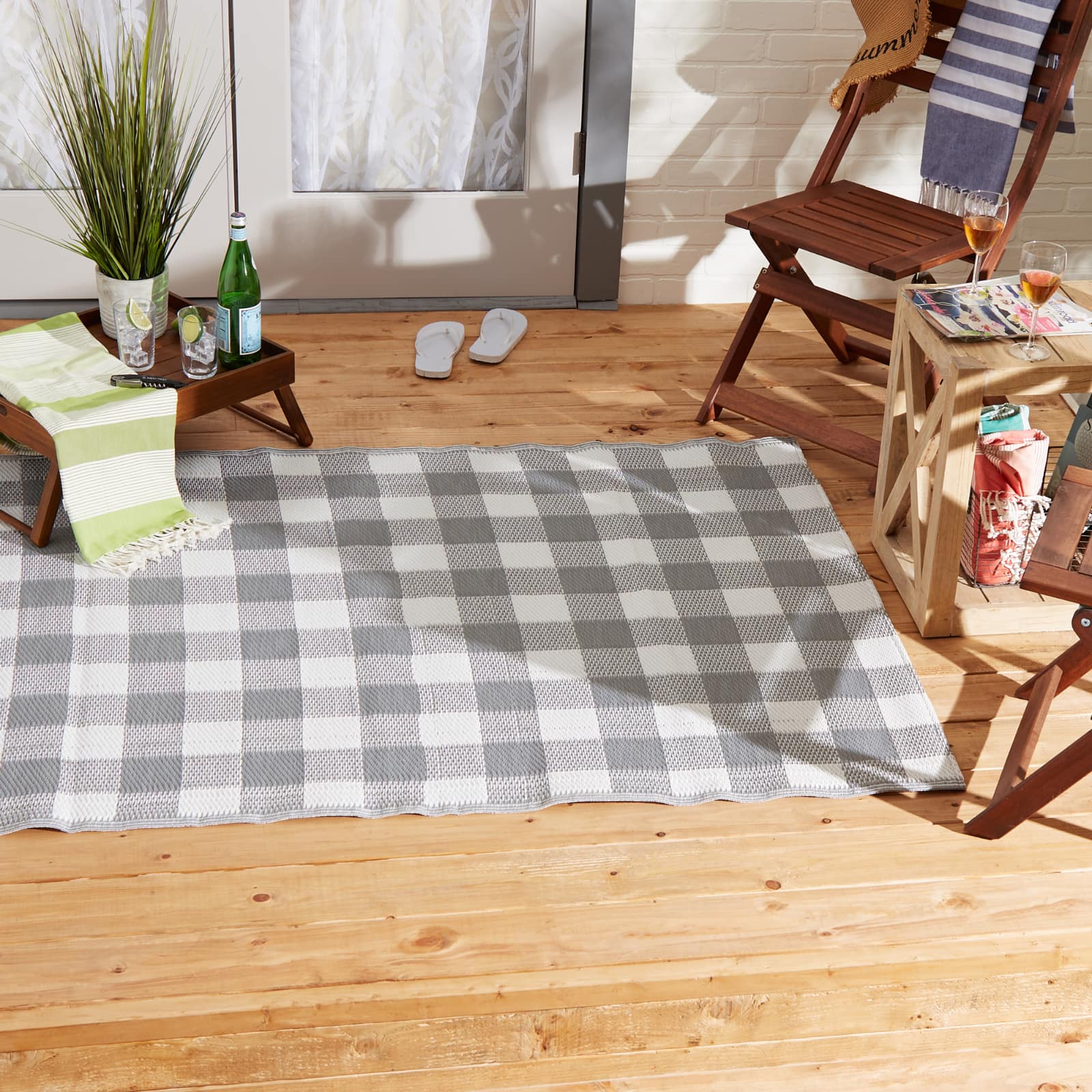 DII&#xAE; Buffalo Check Outdoor Rug, 4ft. x 6ft.