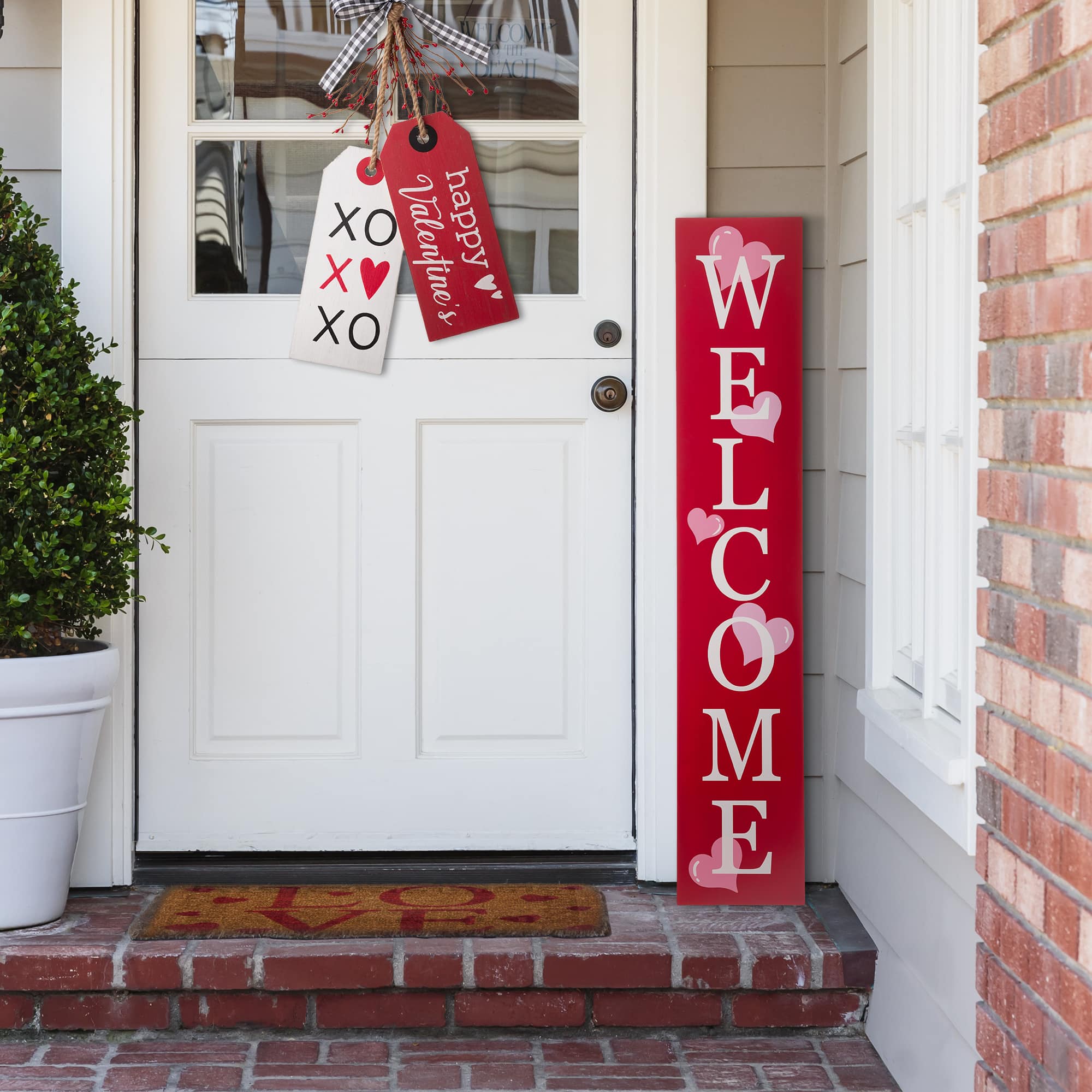 Glitzhome&#xAE; 3.5ft. Valentine&#x27;s Wooden Welcome Porch Sign