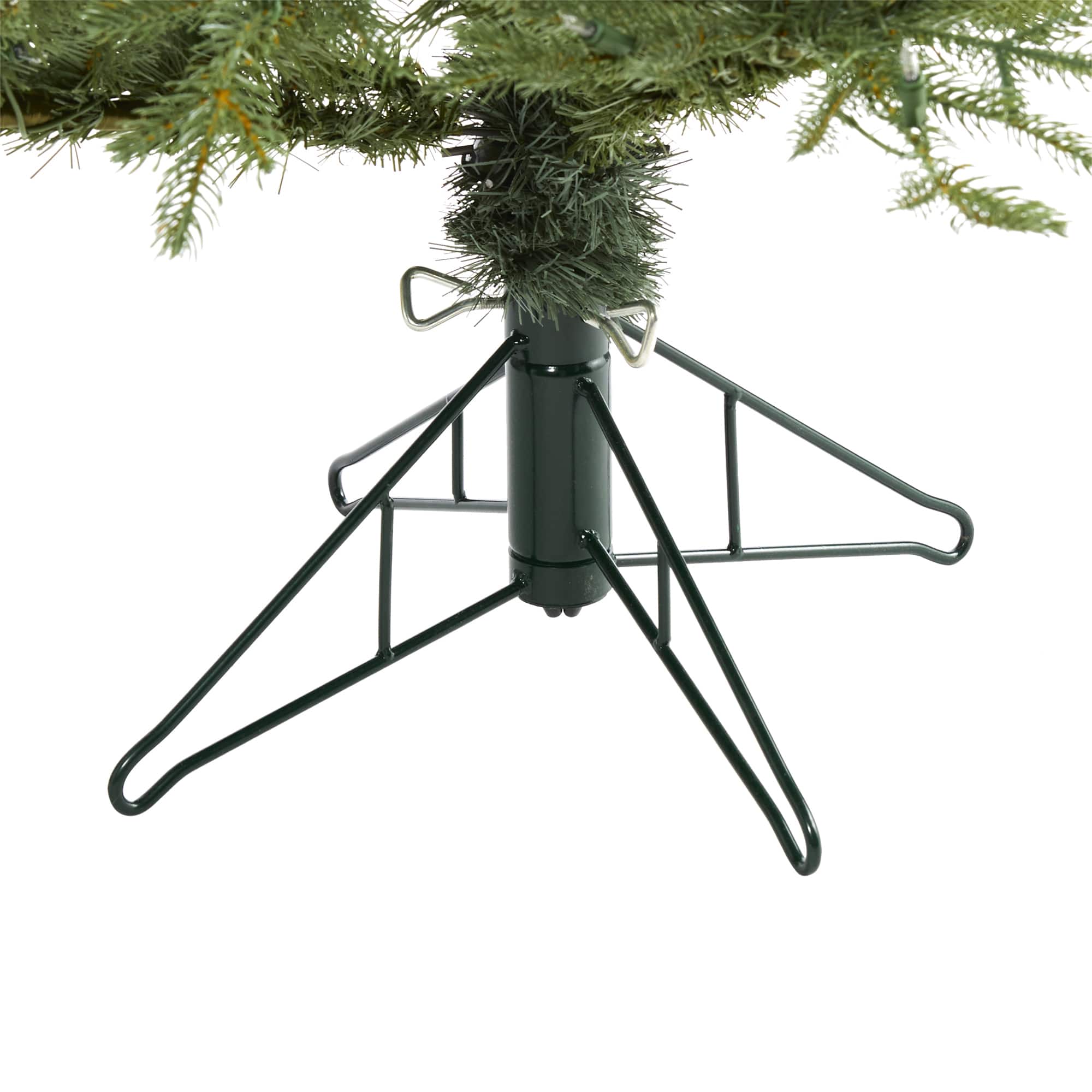 5ft. Pre-Lit New Hampshire Spruce Artificial Christmas Tree, Warm White LED Lights
