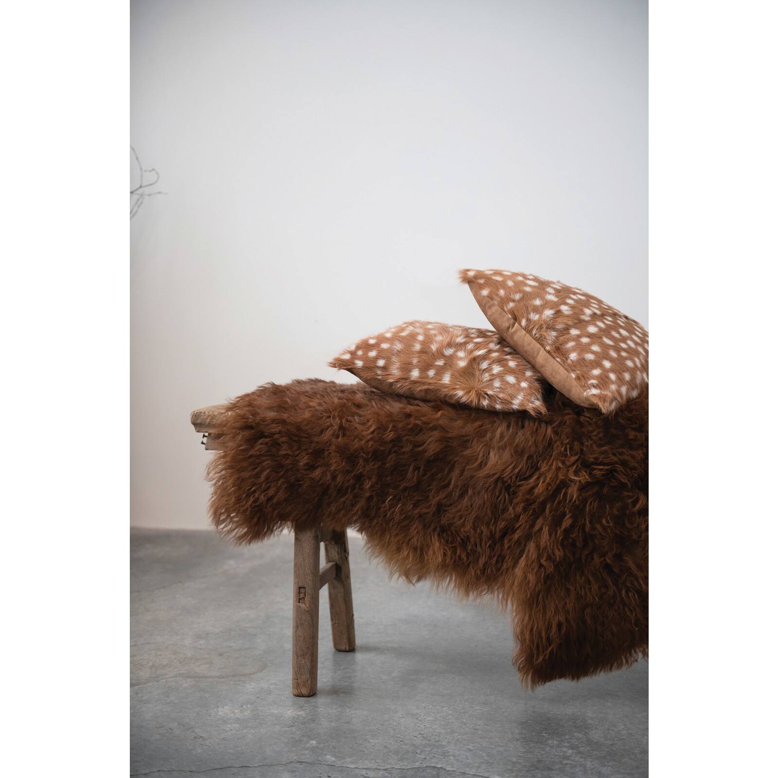 Hello Honey&#xAE; 3ft. Natural Brown Fur Rug