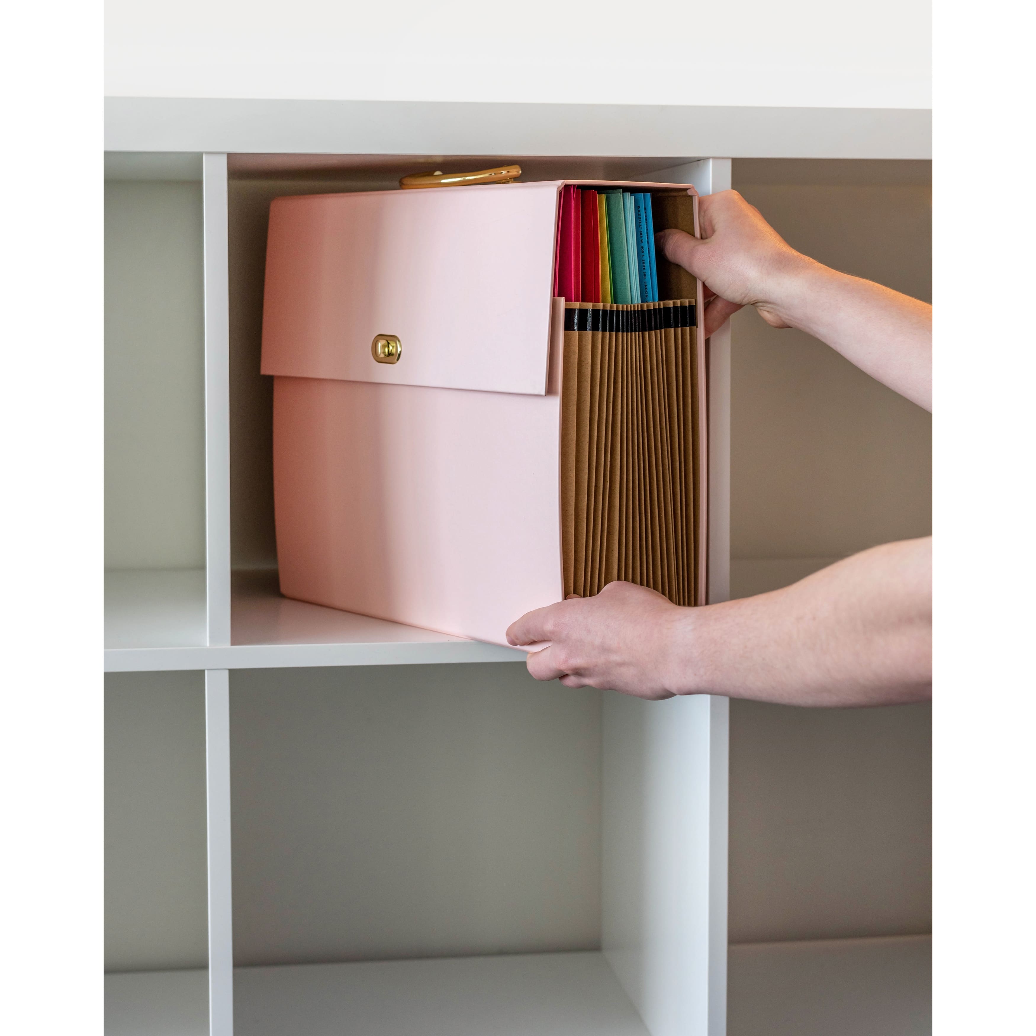 We R Memory Keepers® 12'' x 12'' Accordion Paper Storage