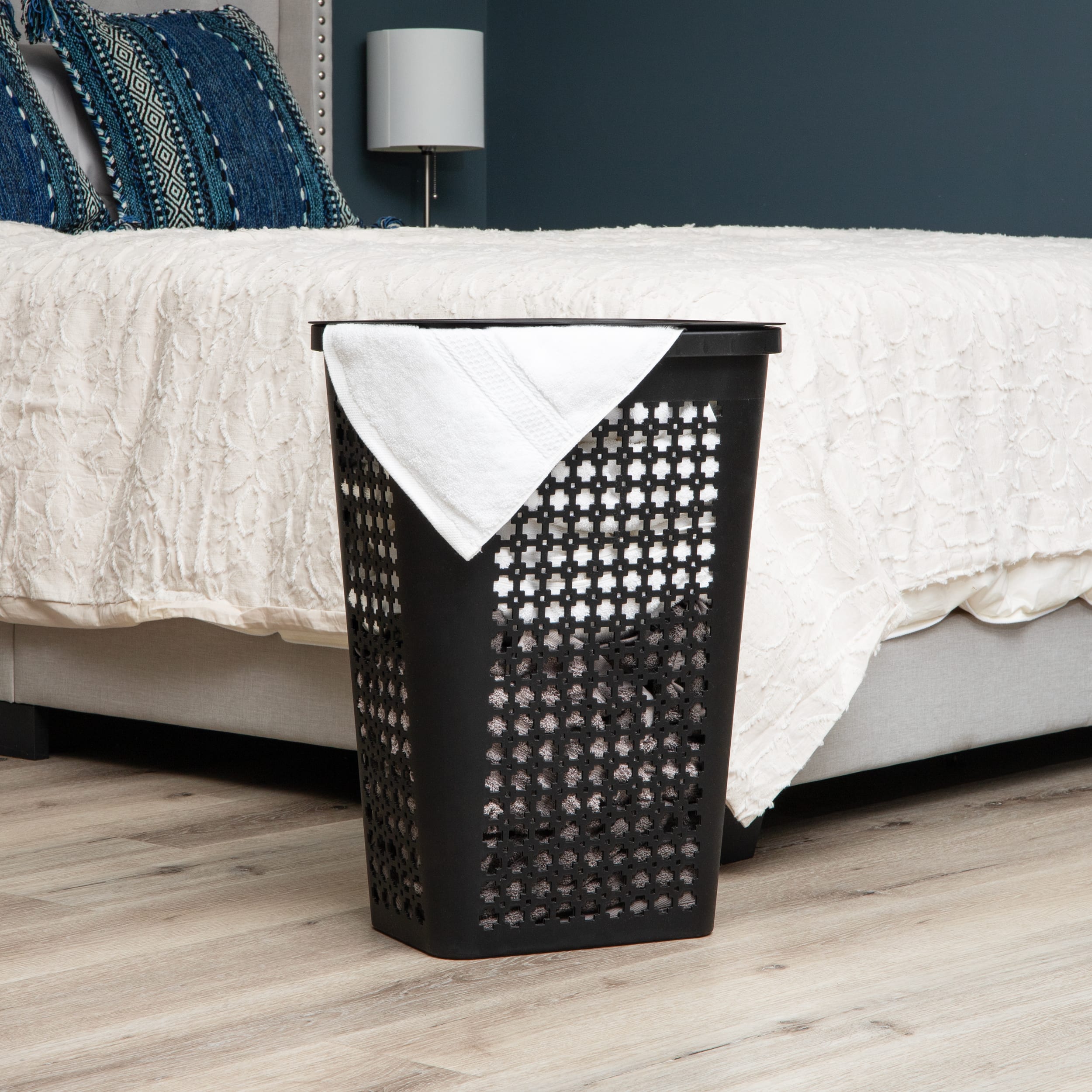 Mind Reader 50L Tapered Laundry Hamper with Swiss Cross Cut-Outs, Black