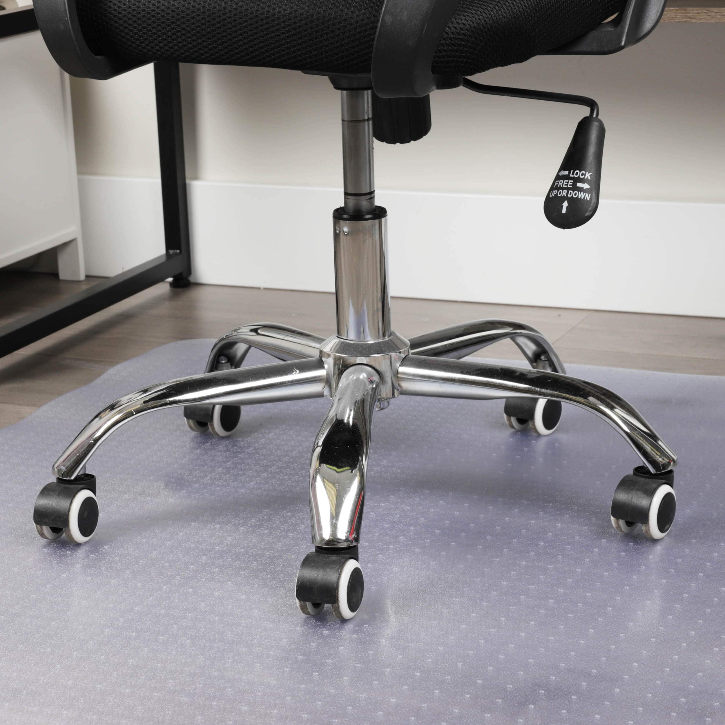 Mind Reader 47.5" Clear Rolling Chair Carpet Protection Mat