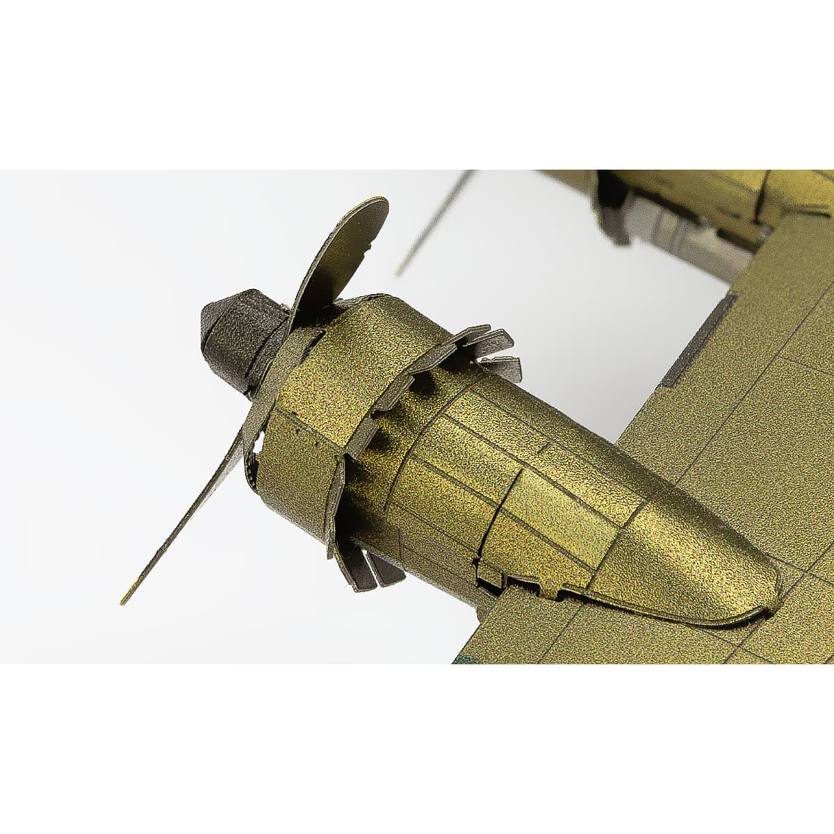 Metal Earth&#xAE; B-17 Flying Fortress&#x2122; Steel Model Kit