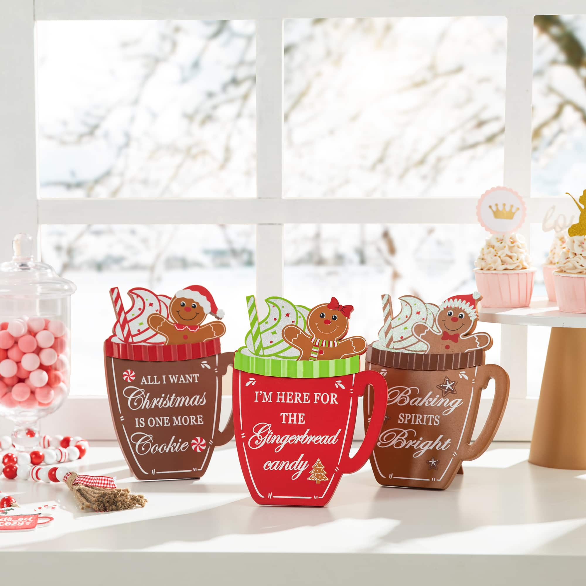 Glitzhome&#xAE; 8&#x22; Christmas Gingerbread Man Mug Tabletop D&#xE9;cor Set