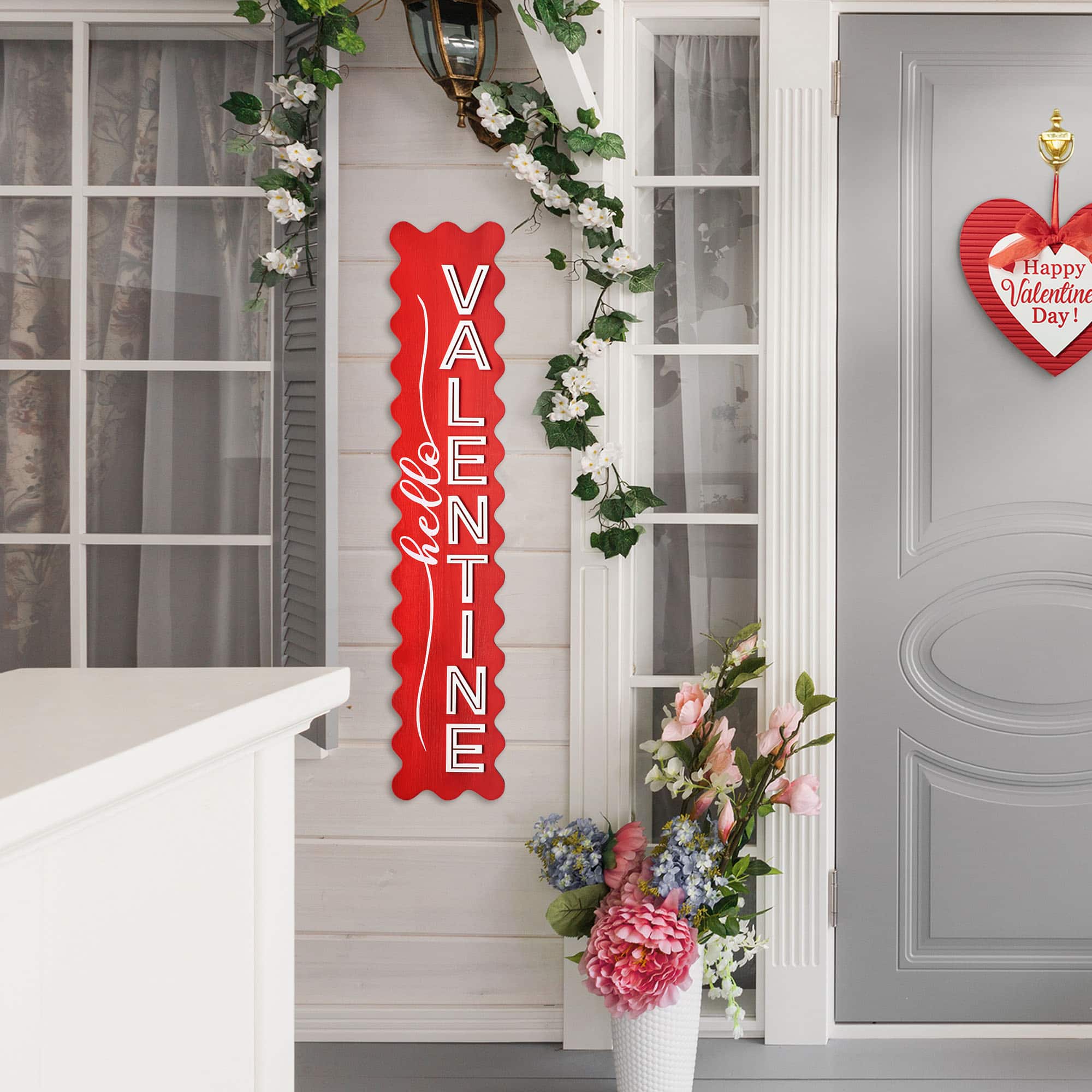 Glitzhome® 39.25" Wooden Hello Valentine Porch Décor