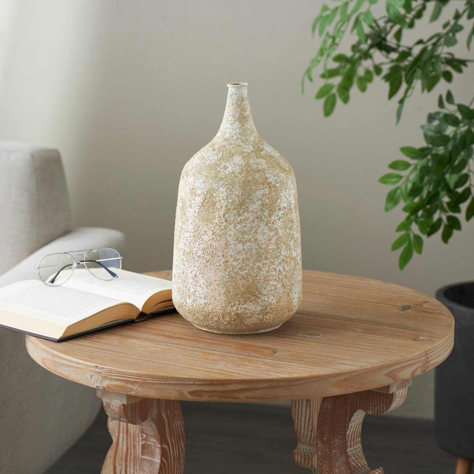 15&#x22; Rustic Beige Antique-Style Metal Vase