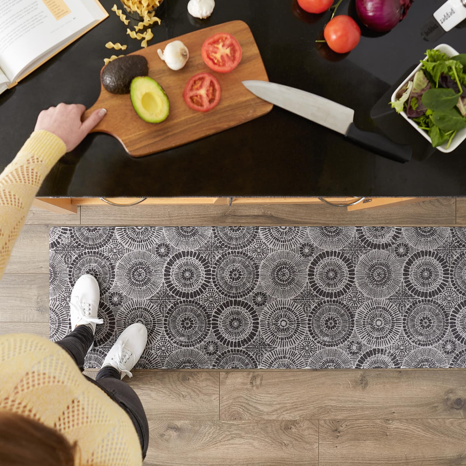 Black Kaleidoscope Tufted Mat