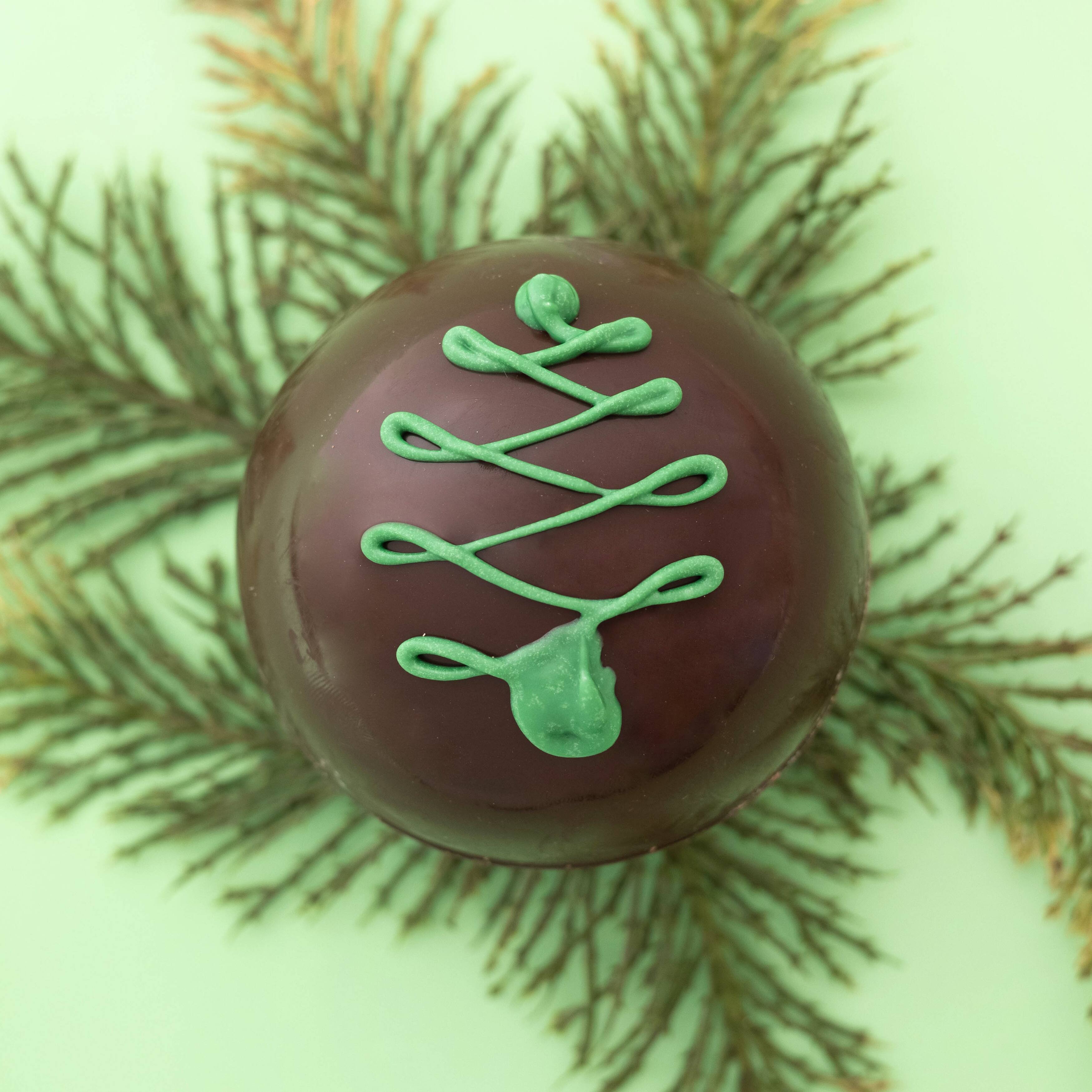 Kaboom Chocolaka Mini Chocolate Ball Pi&#xF1;ata Mold