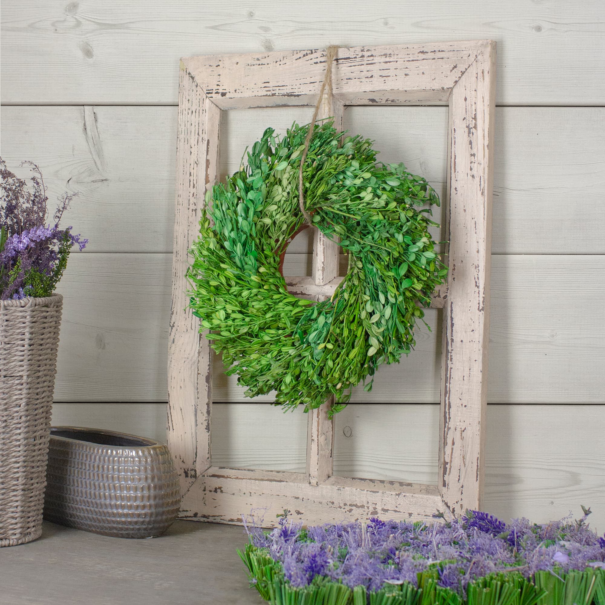 11&#x22; Green Foliage Wreath