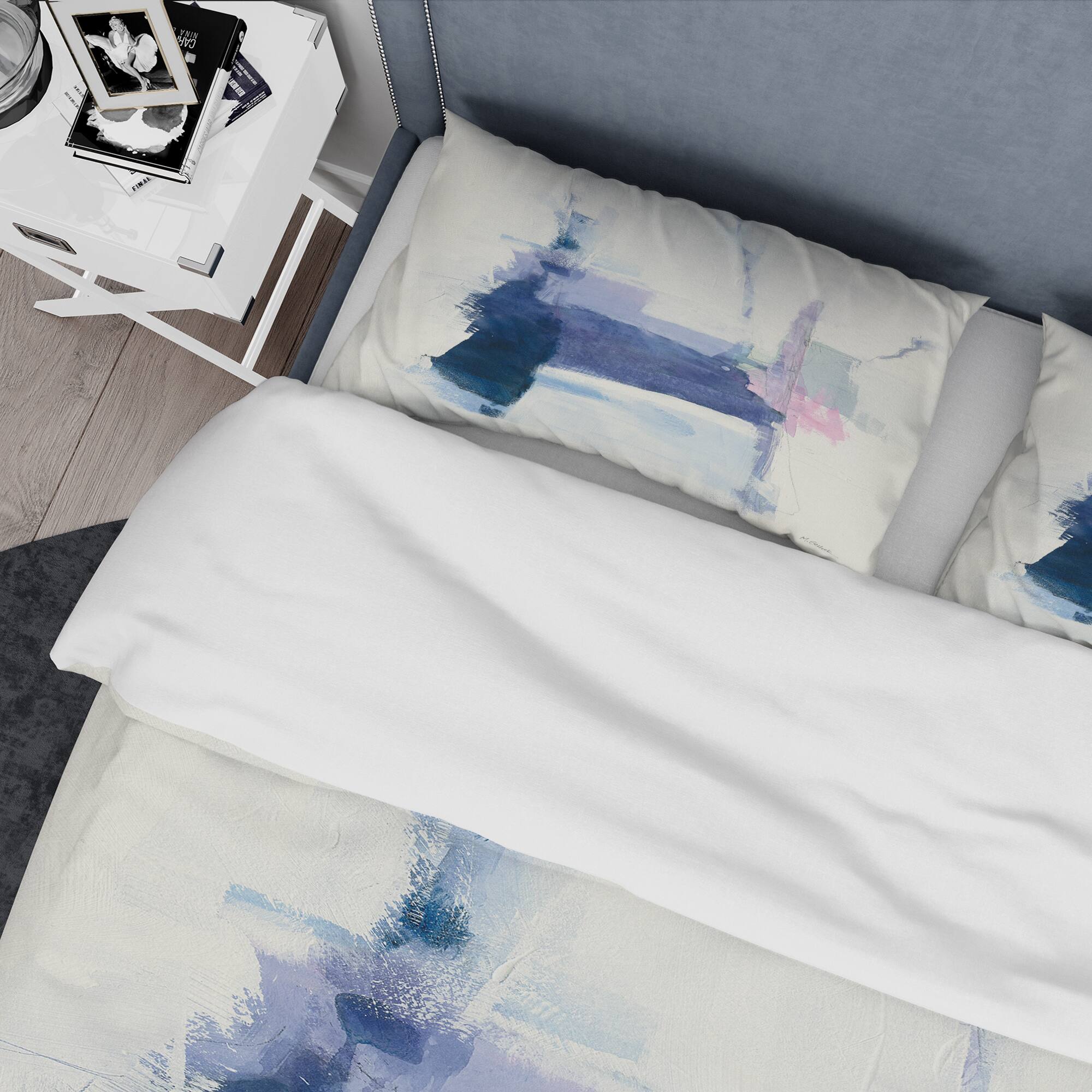 Designart 'Blue Interlude' Geometric Bedding Set