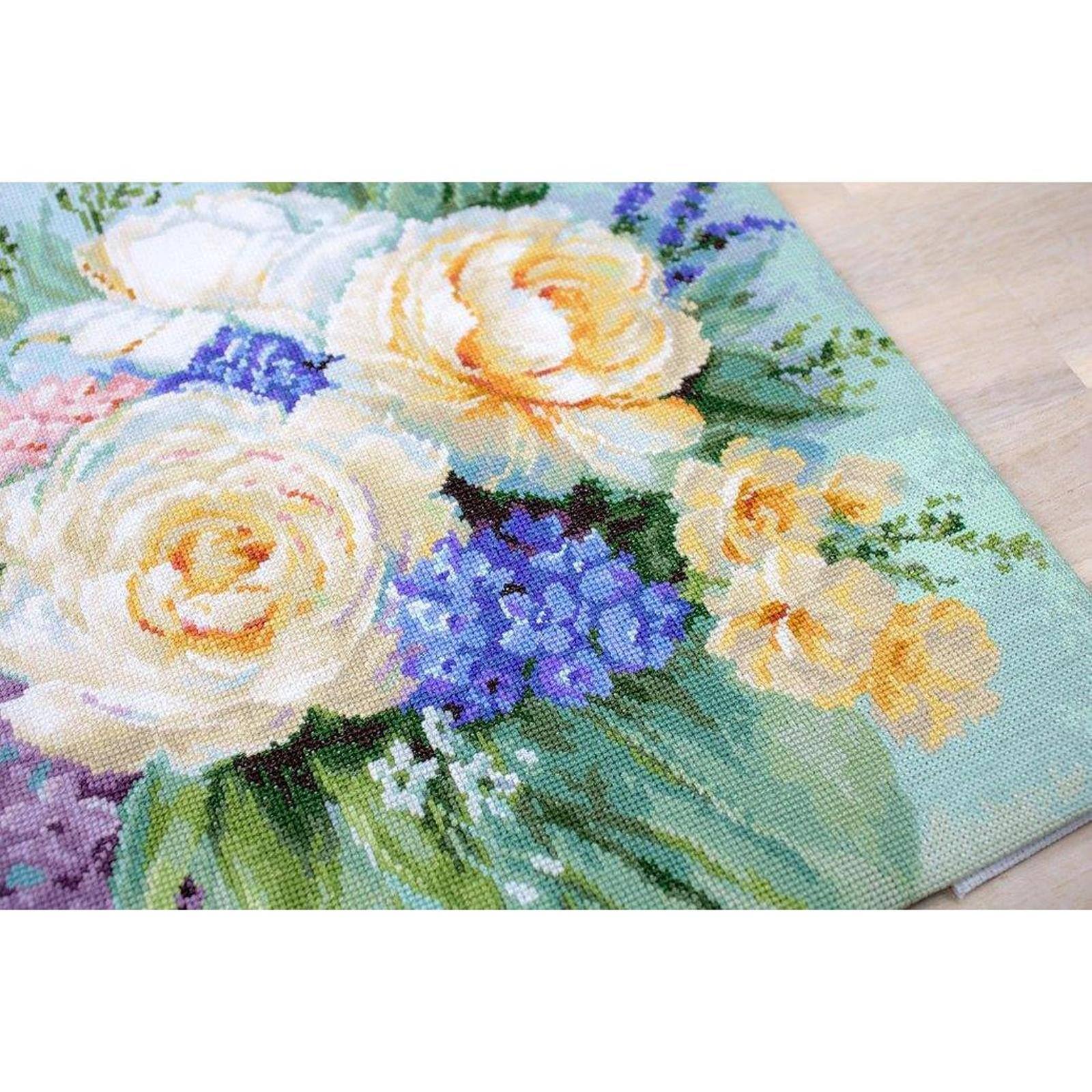 Luca-s Floral Bouquet Counted Cross Stitch Kit
