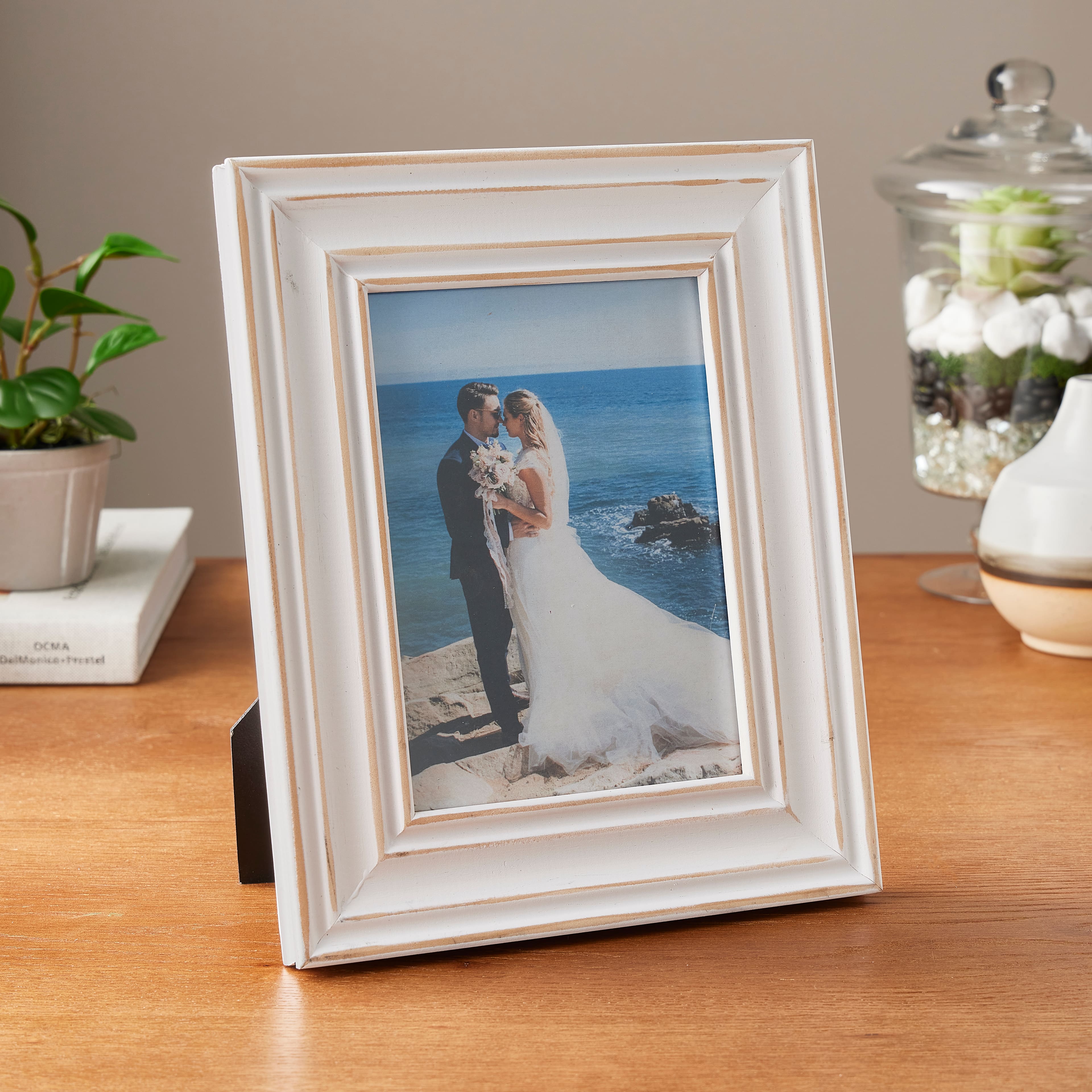 White with Distressed Edges 5&#x22; x 7&#x22; Frame, Expressions&#x2122; by Studio D&#xE9;cor&#xAE;