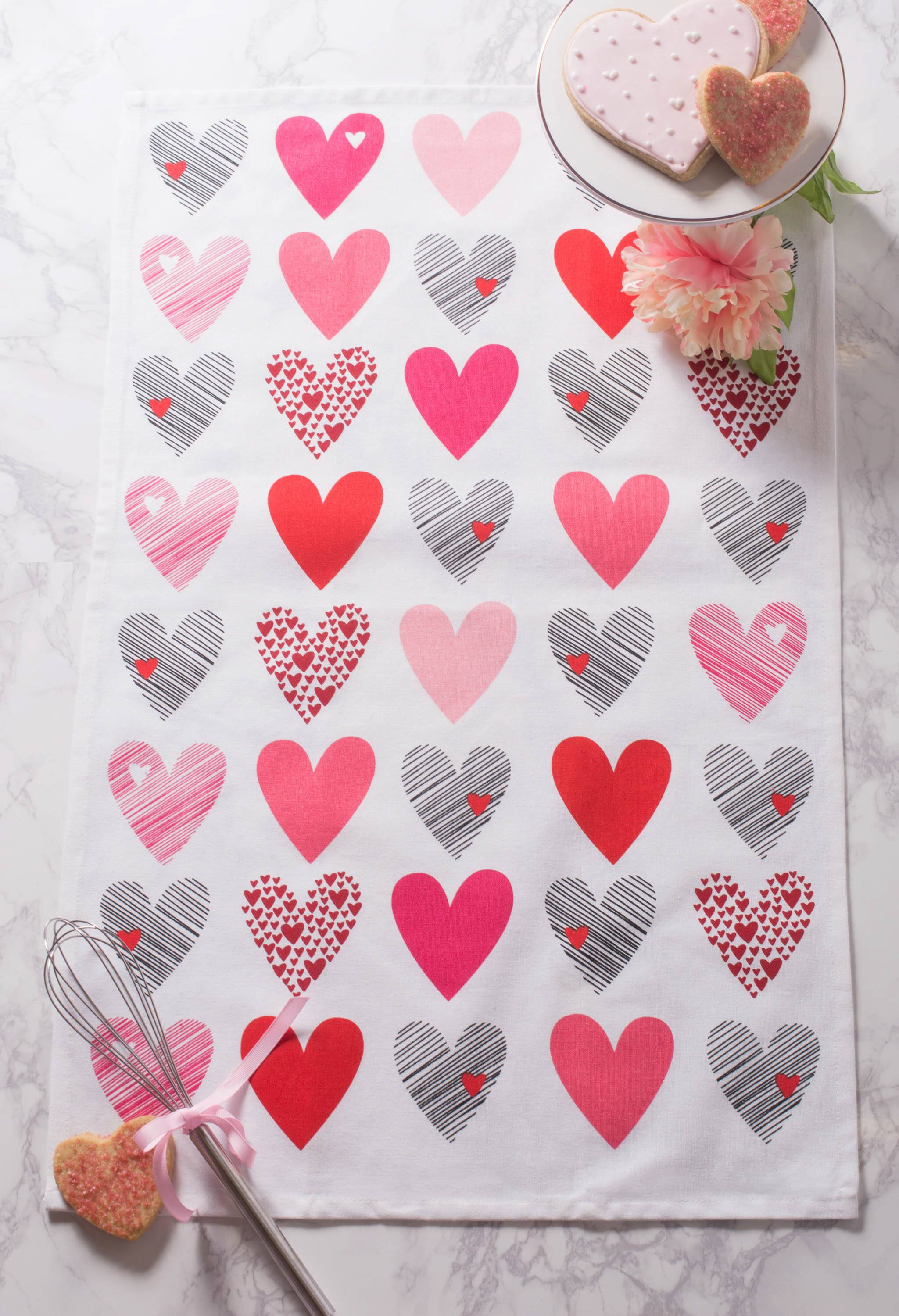 DII&#xAE; Hearts Collage Printed Dishtowels, 2ct.