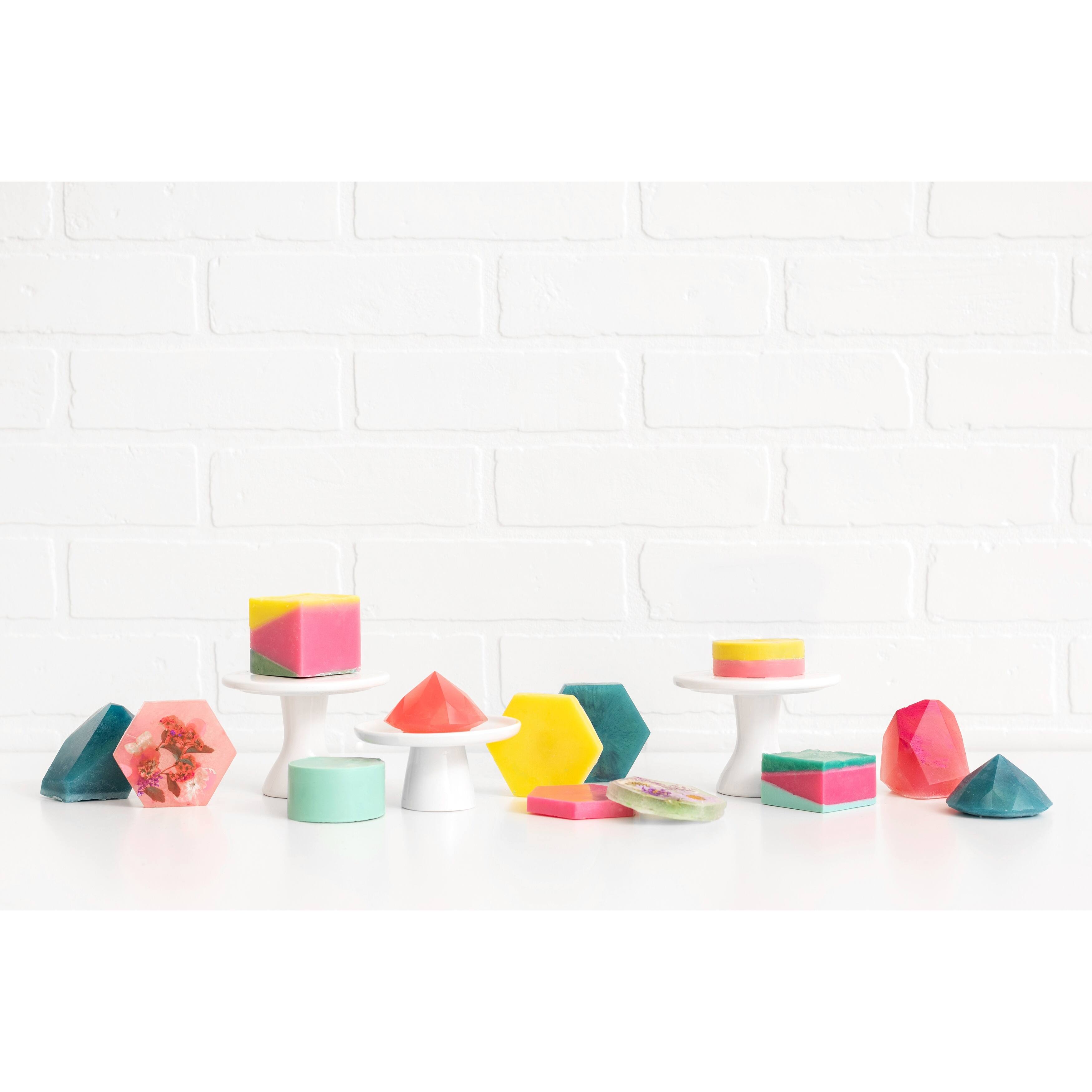 We R Memory Keepers&#xAE; SUDS&#x2122; Soap Maker Bundle
