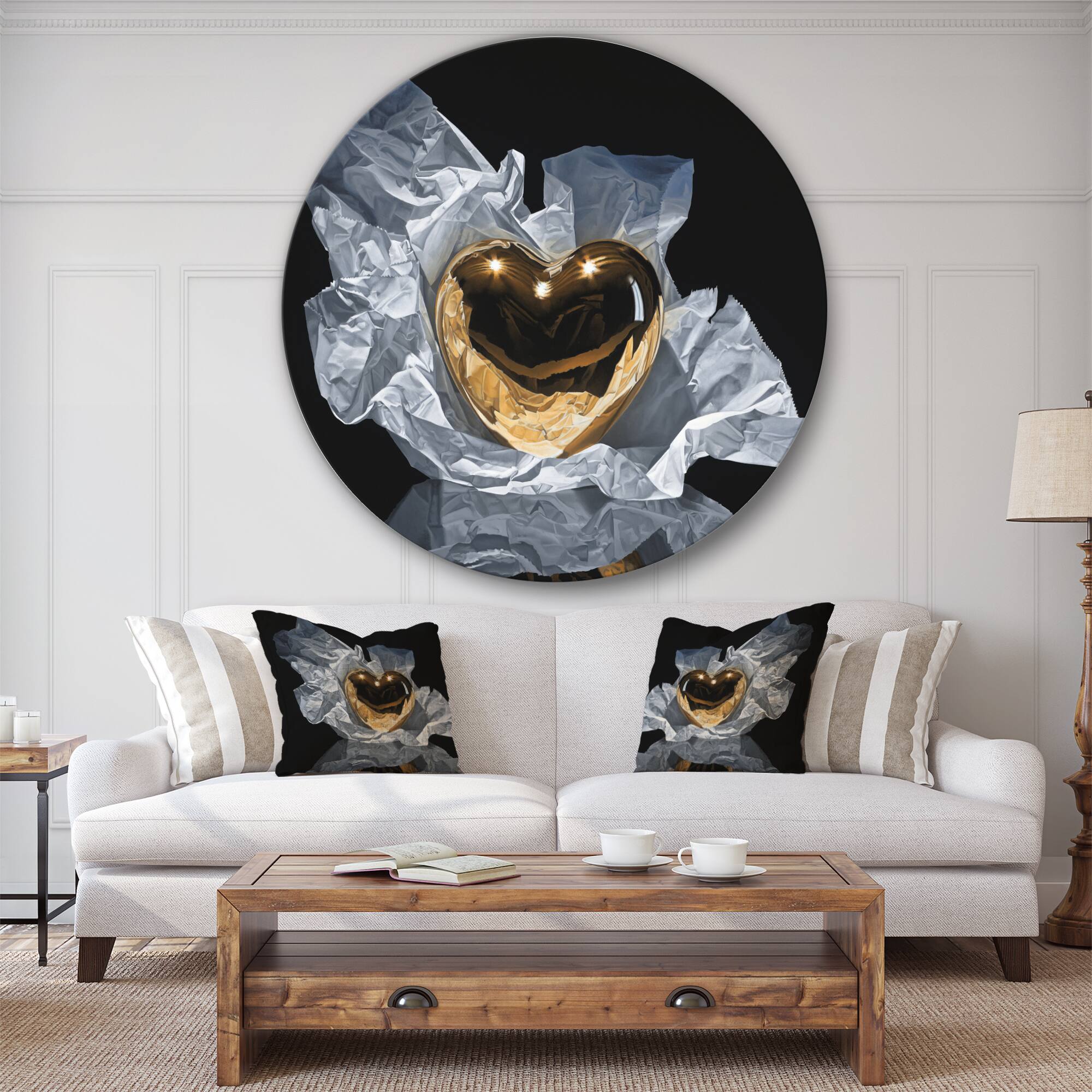 Designart - Heart Of Gold - Modern &#x26; Contemporary Metal Circle Wall Art