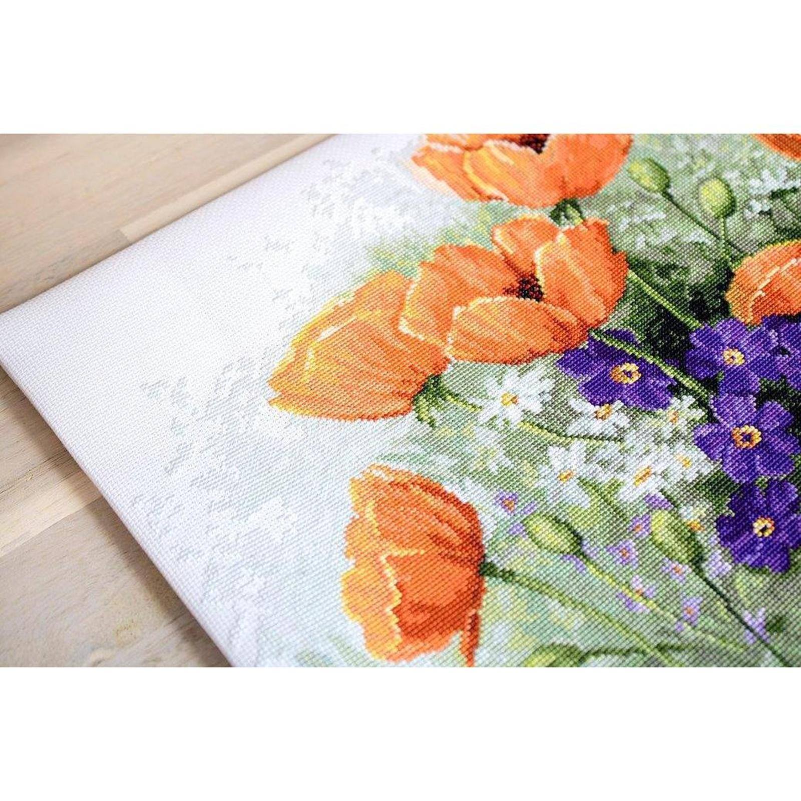 Luca-s Poppies Counted Cross Stitch Kit