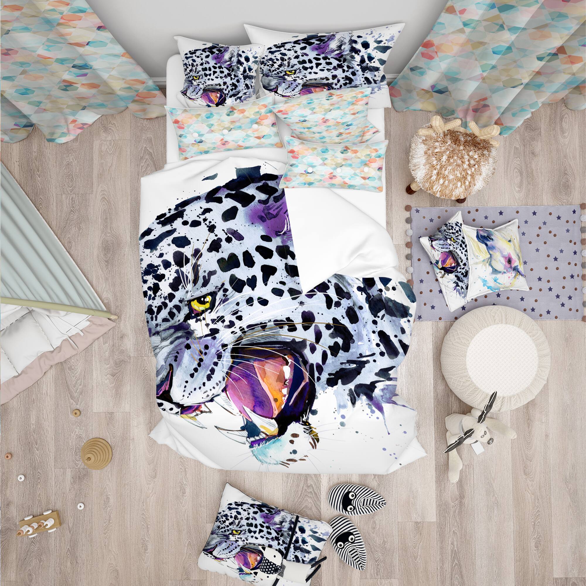 Designart 'Ferocious Snow Leopard Face - Modern Duvet Cover Set