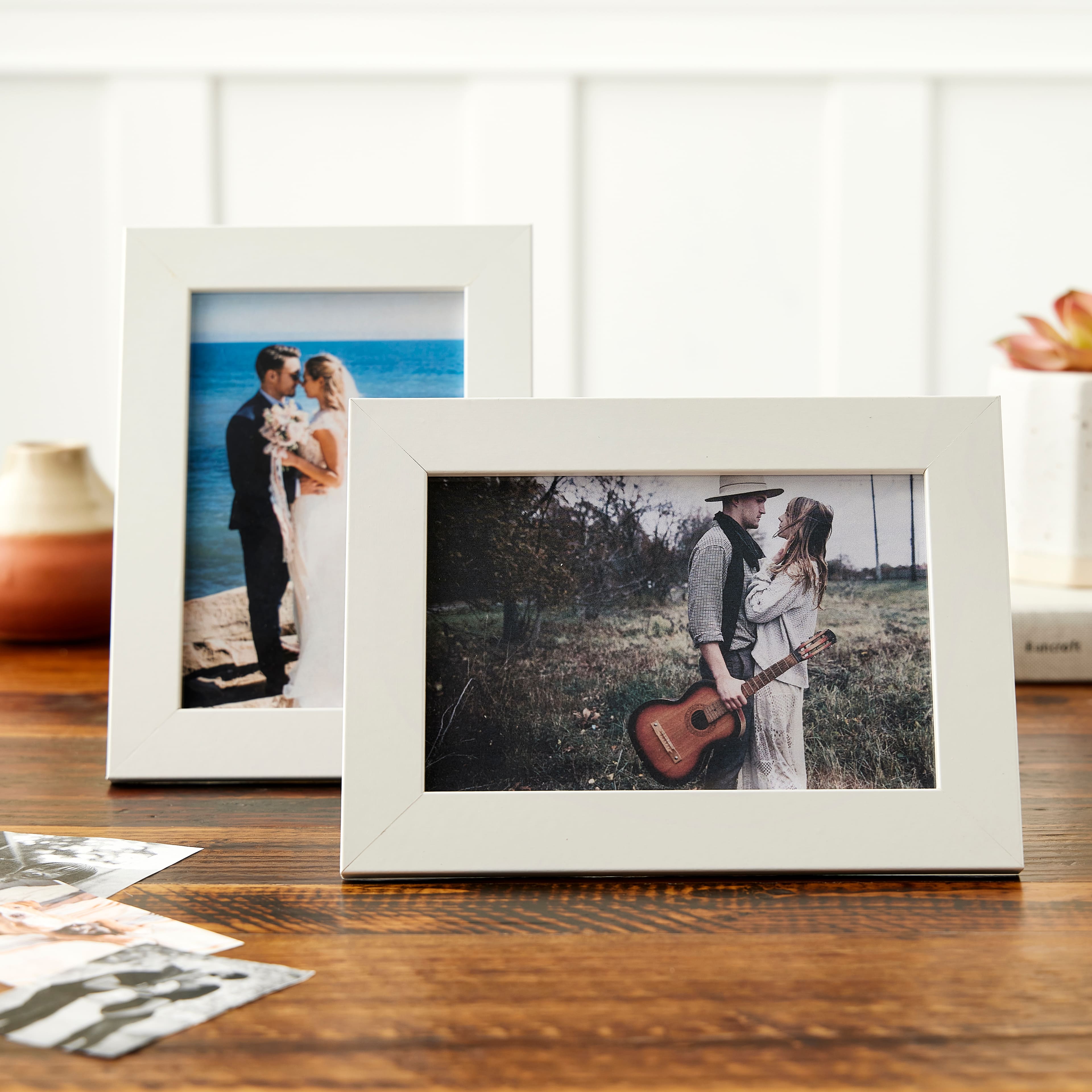 2 Pack Logan Tabletop Frames by Studio D&#xE9;cor&#xAE;