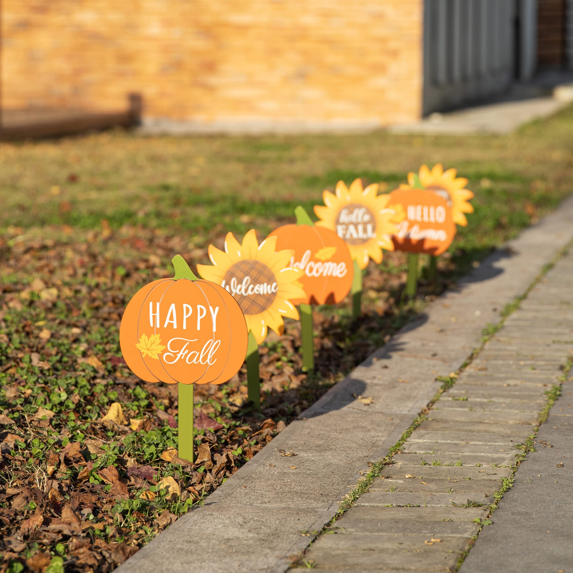 Glitzhome&#xAE; 15&#x22; Fall Wooden Pumpkin &#x26; Sunflower Yard Stake, 6ct.