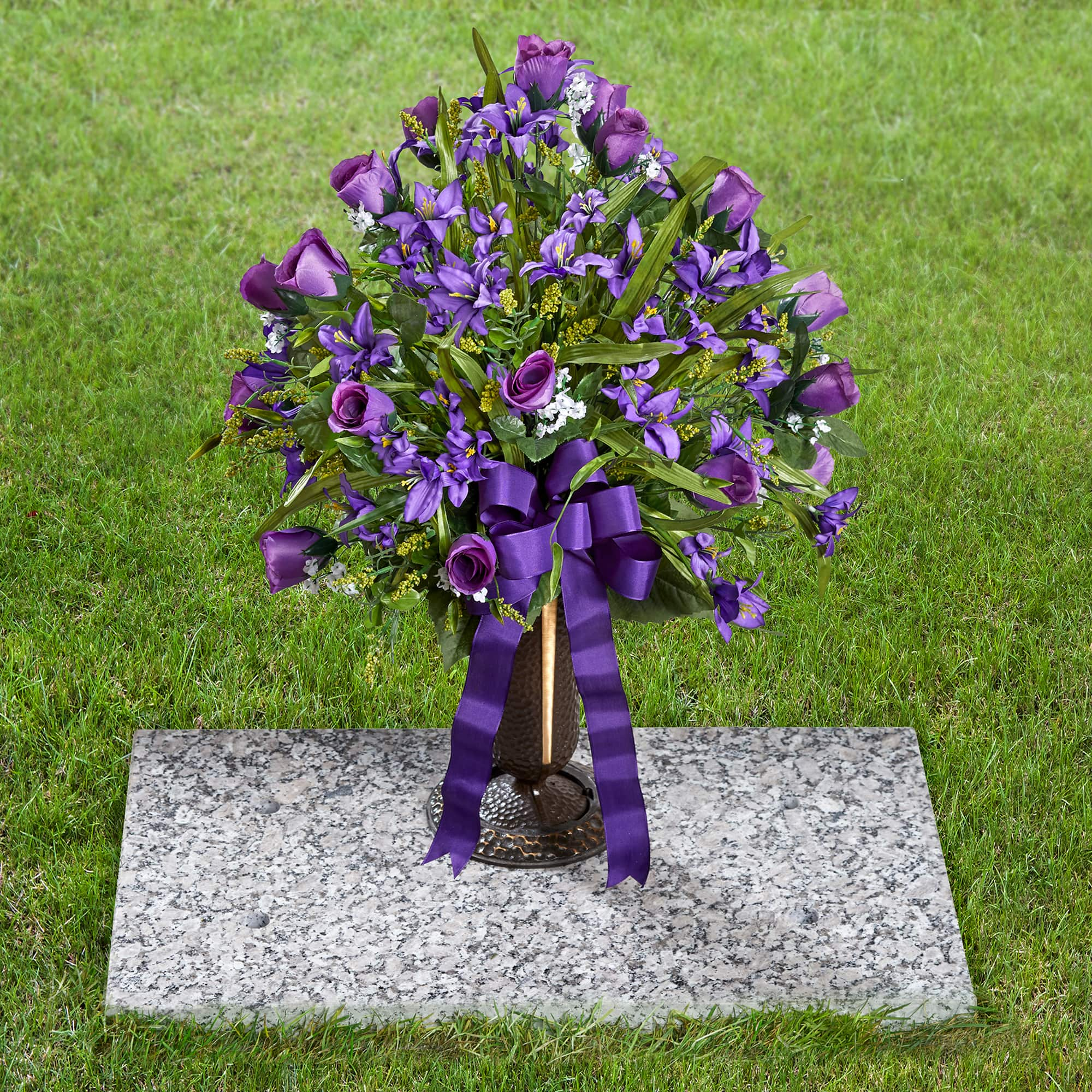 24 Pack: FloraCraft&#xAE; FloraF&#x14D;M&#xAE; Green Memorial Vase Foam Insert