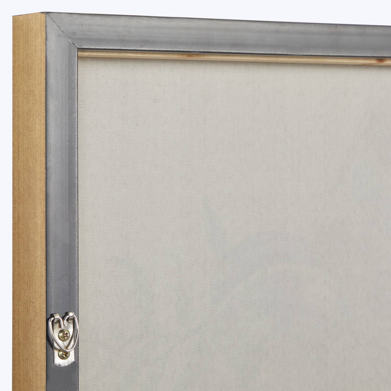 CosmoLiving by Cosmopolitan Multicolor Giraffe Framed Canvas Wall Art