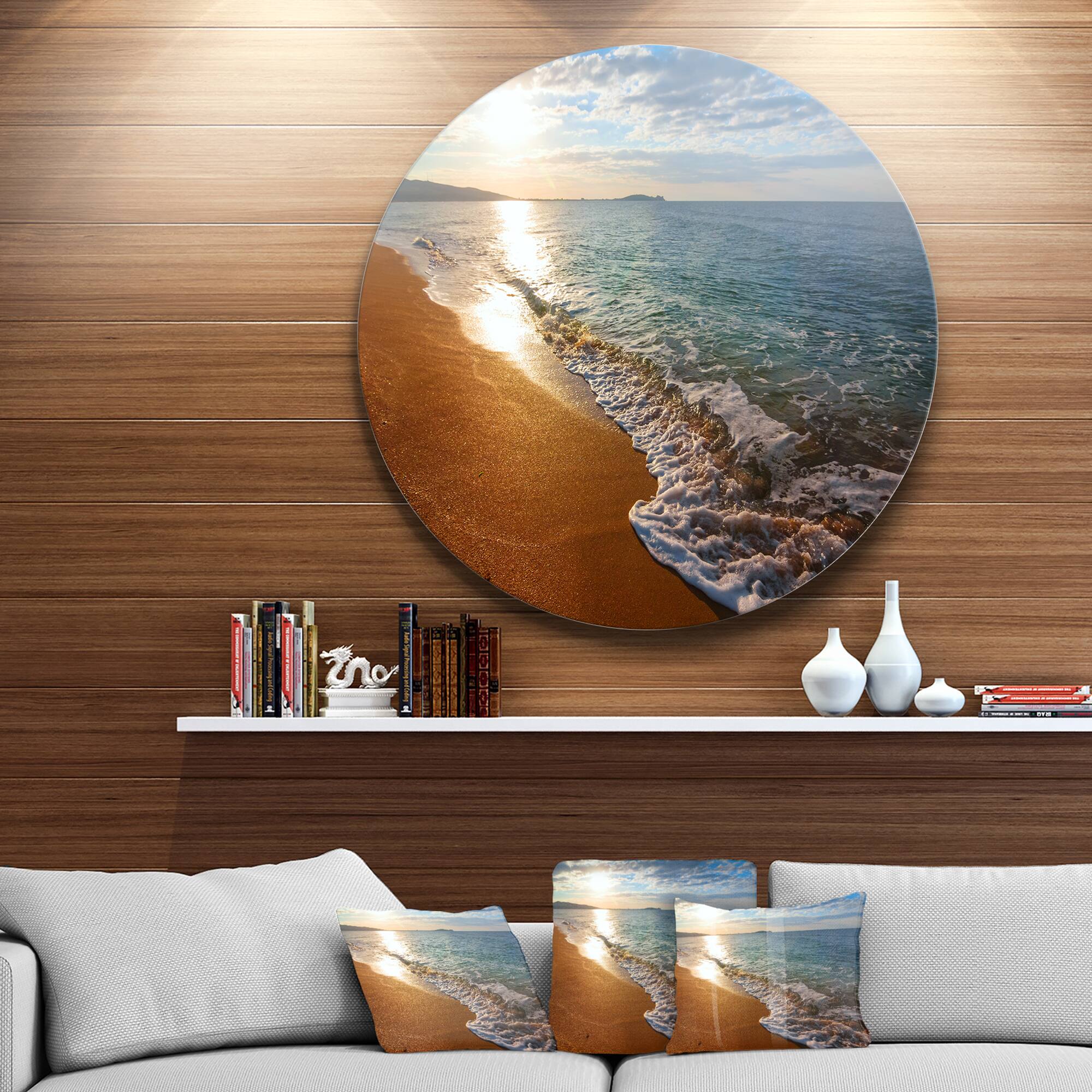 Designart - Gili Island Tropical Beach' Large Seashore Metal Circle Wall Art