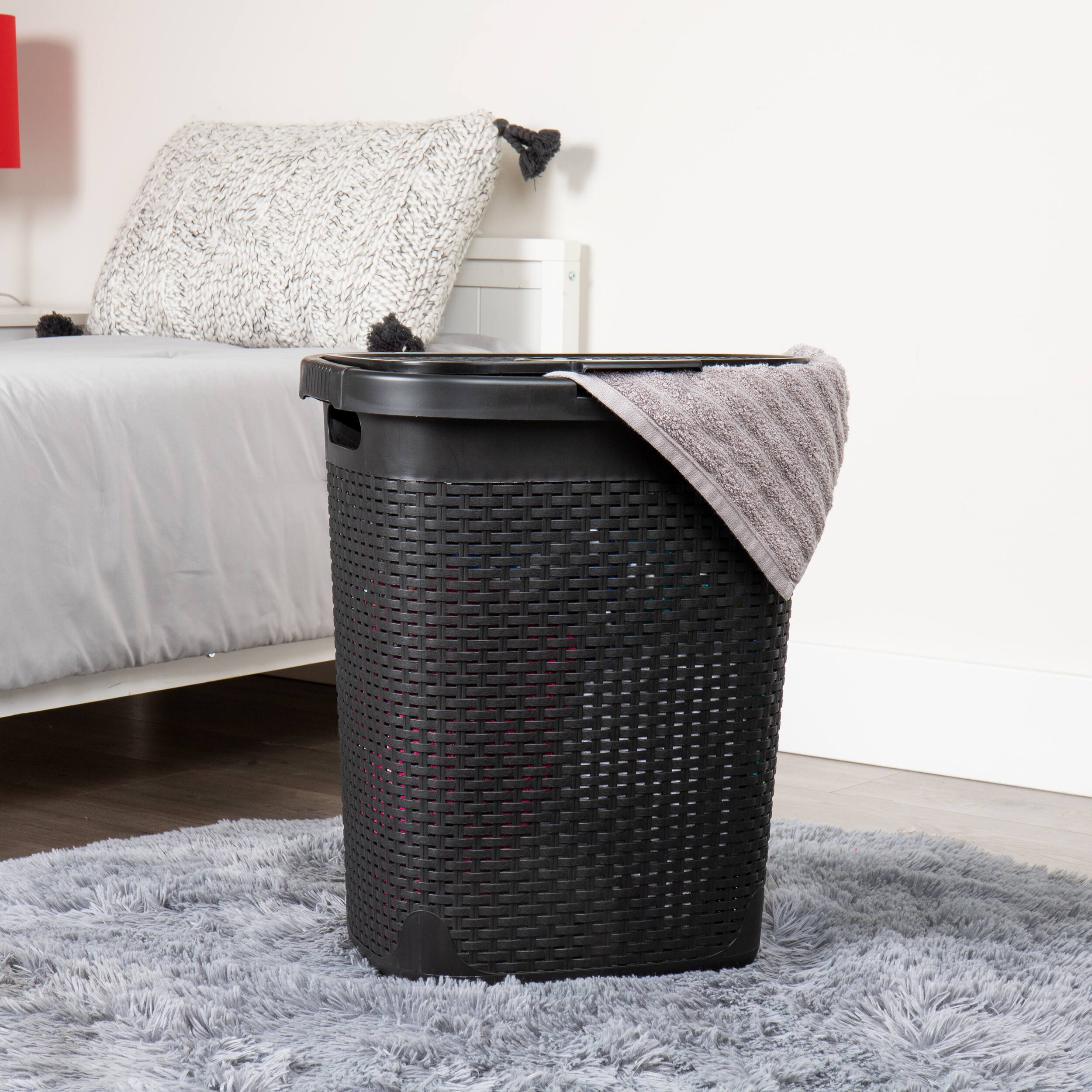 Mind Reader 50L Ventilated Slim Laundry Hamper with Cut Out Handles & Attached Hinged Lid