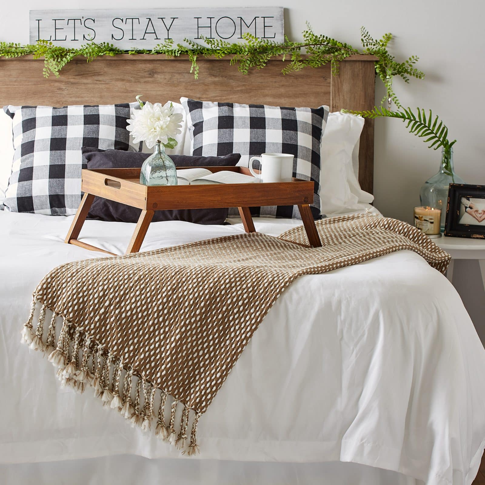 DII® Stone & White Textured Acrylic Throw