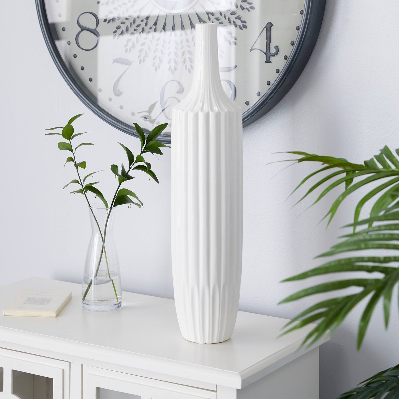 23&#x22; White Ceramic Modern Vase
