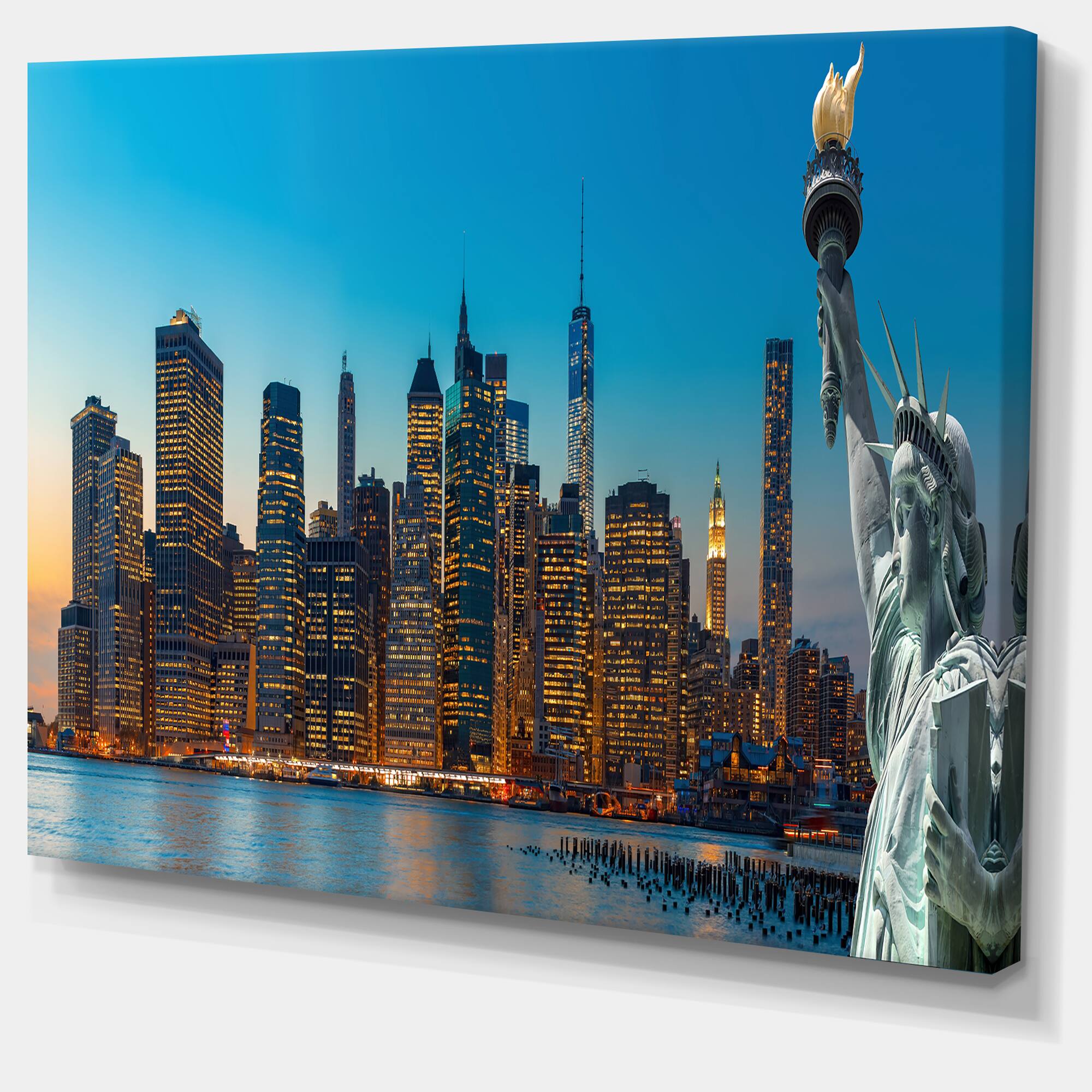 Designart - Evening New York City Skyline Panorama - Extra Large Canvas Art Print