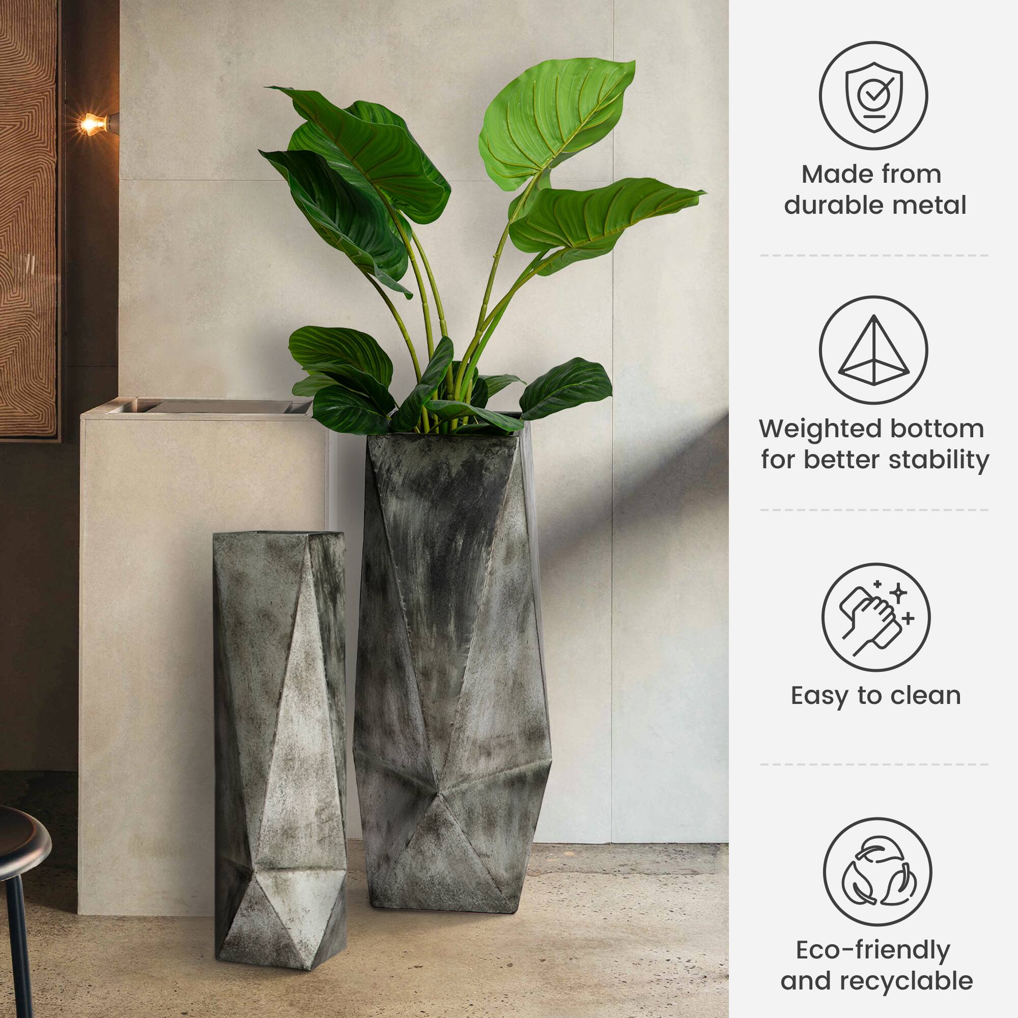 Glitzhome® Geometric Antique Silver Metal Floor Vases Set