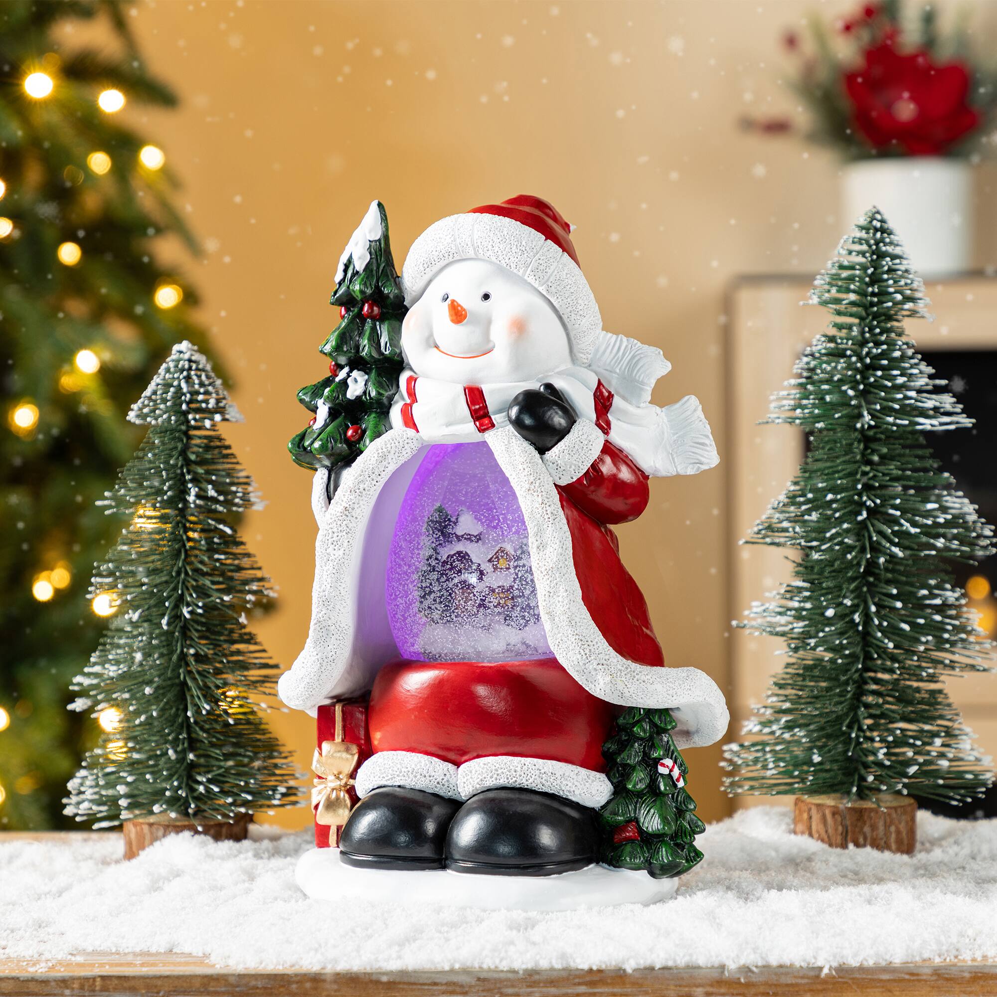 Glitzhome&#xAE; 100mm Christmas Resin Lighted Snowflakes Snowman Waterglobe
