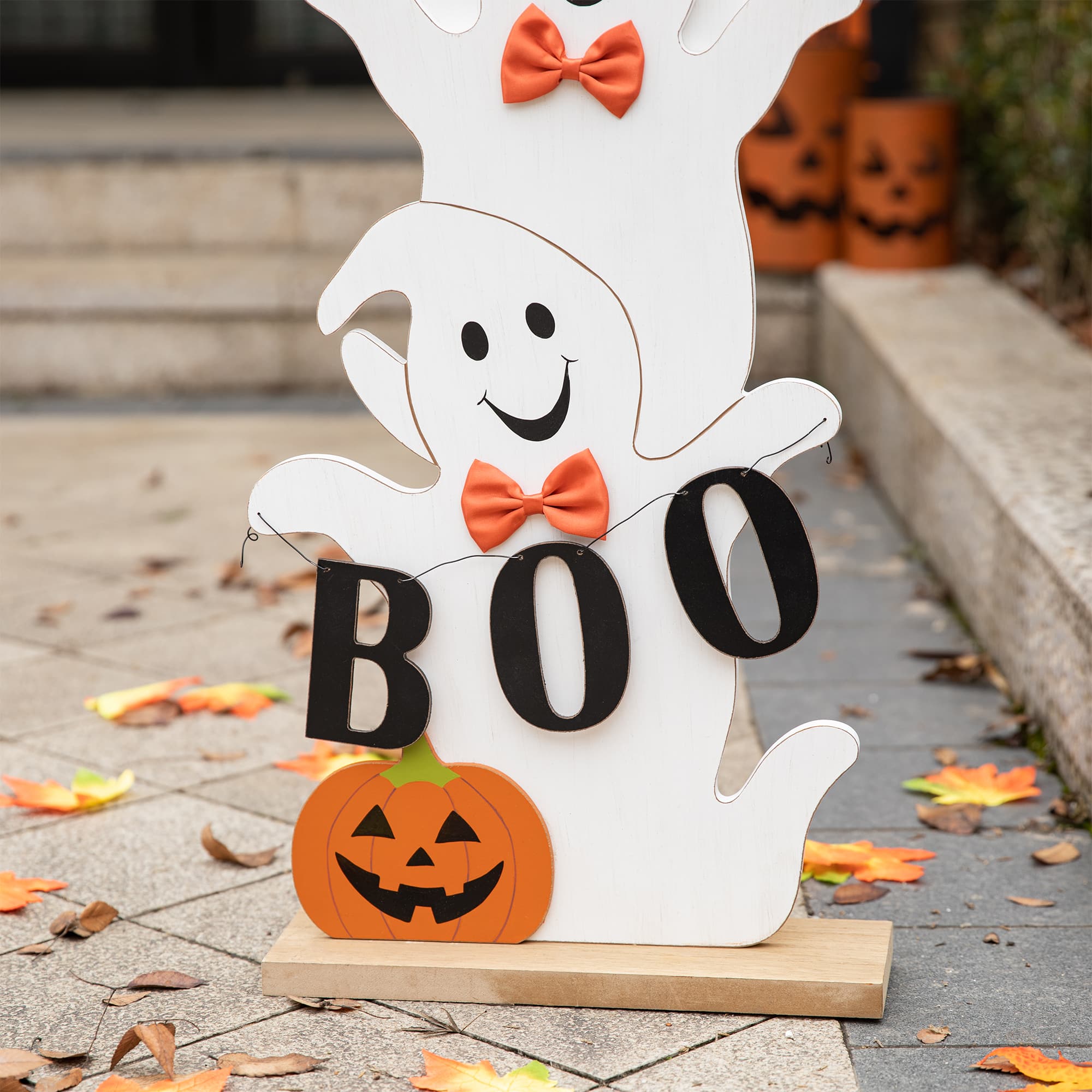 Glitzhome&#xAE; 37.5&#x22; Halloween Wooden Stacked Ghost Porch D&#xE9;cor