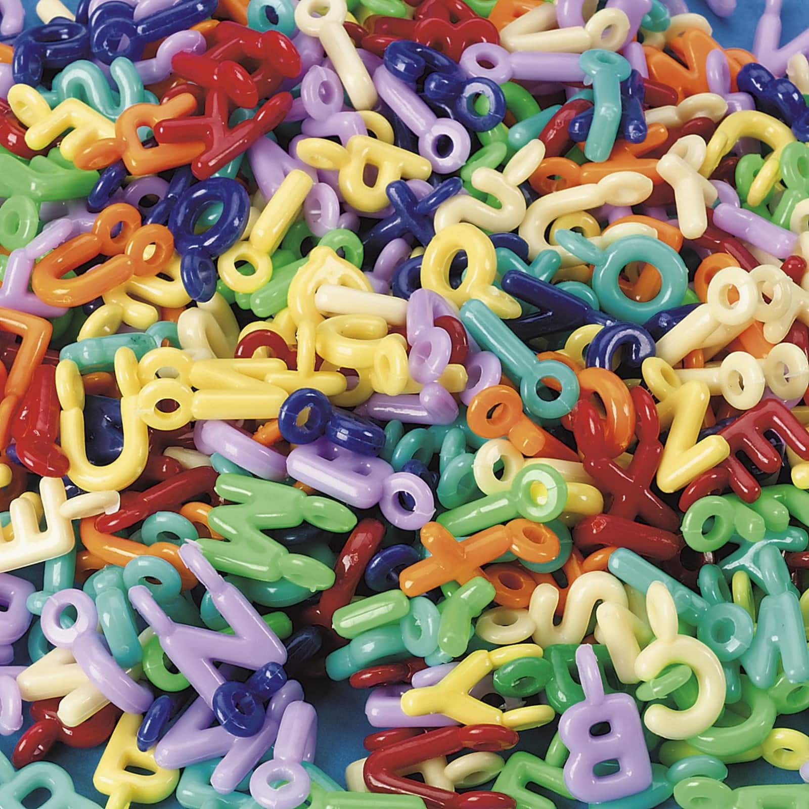 S&#x26;S&#xAE; Worldwide Colorful Plastic Alphabet Charm Beads
