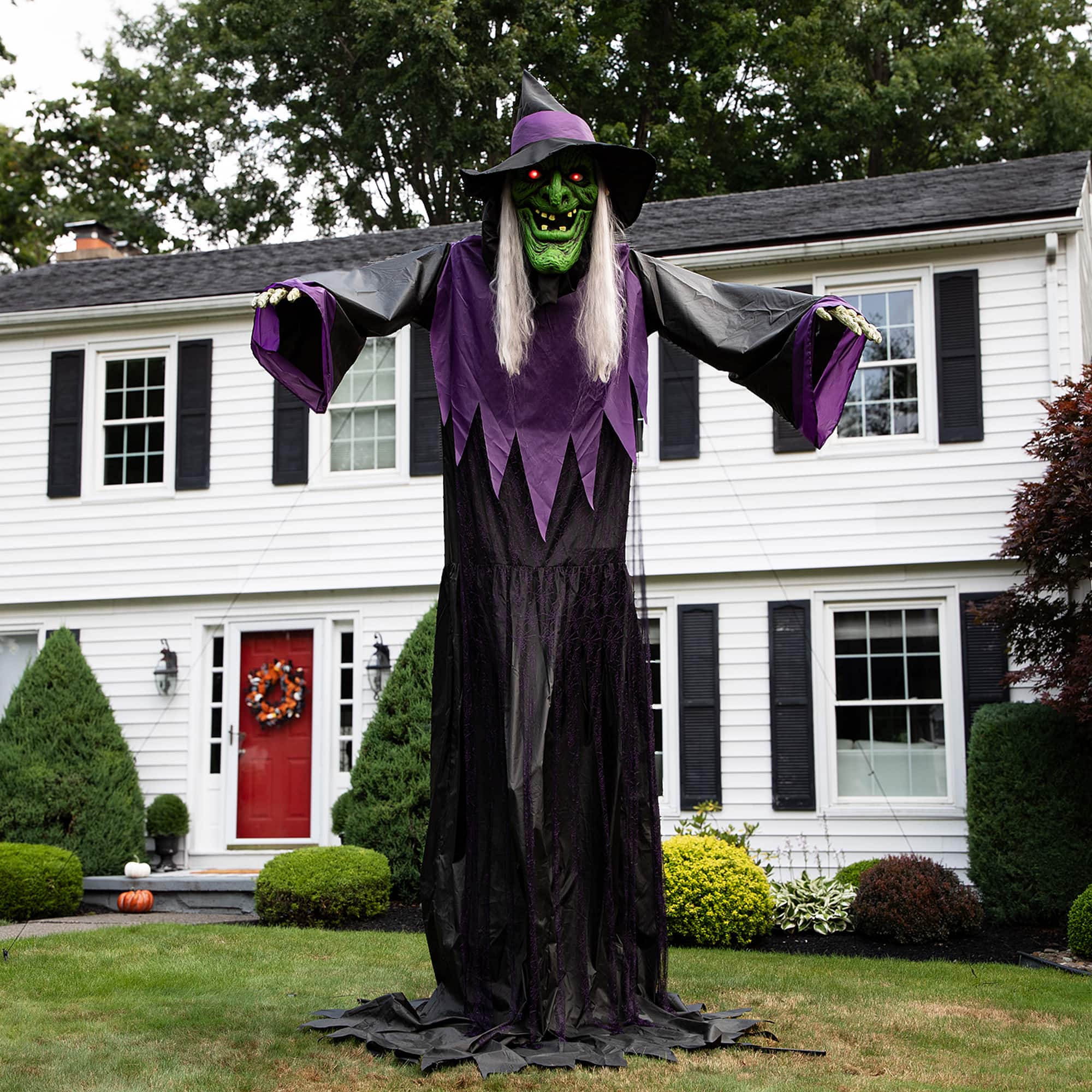 Huge Lighted and Animated Talking Witch Commercial Outdoor Halloween Decoration - 15&#x27;