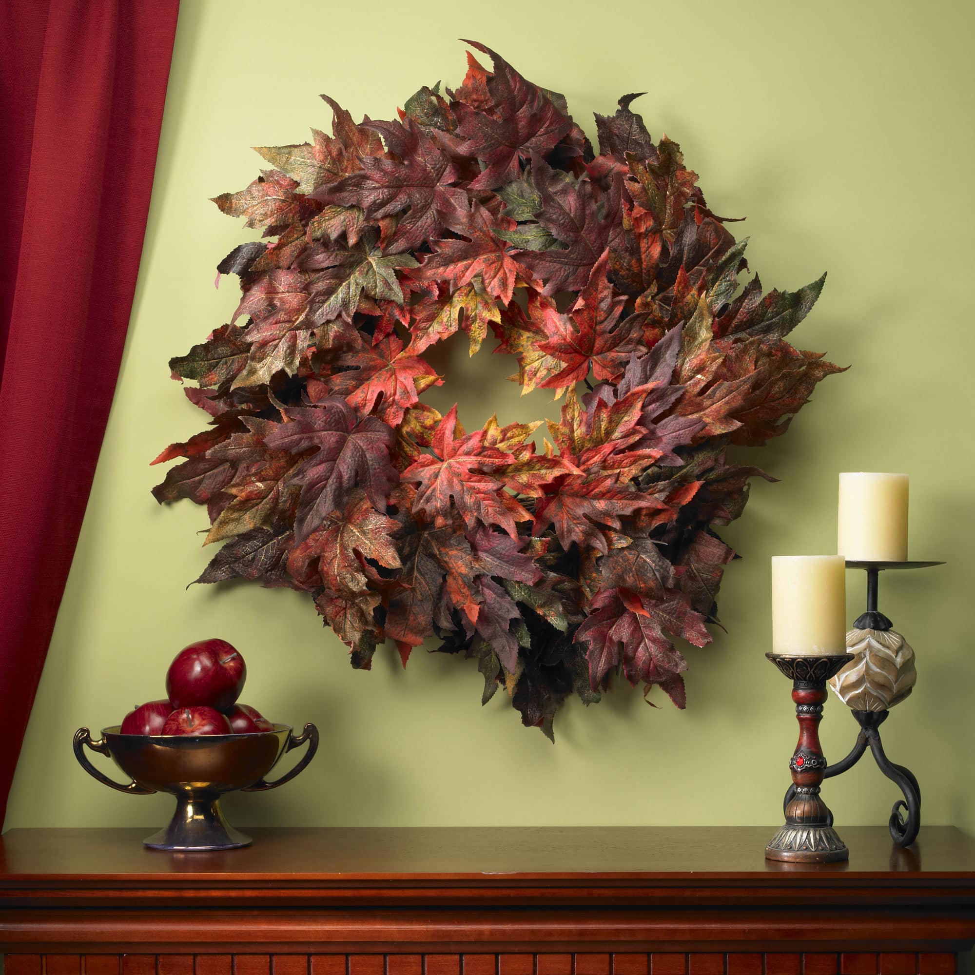 30" Maple Leaf Wreath
