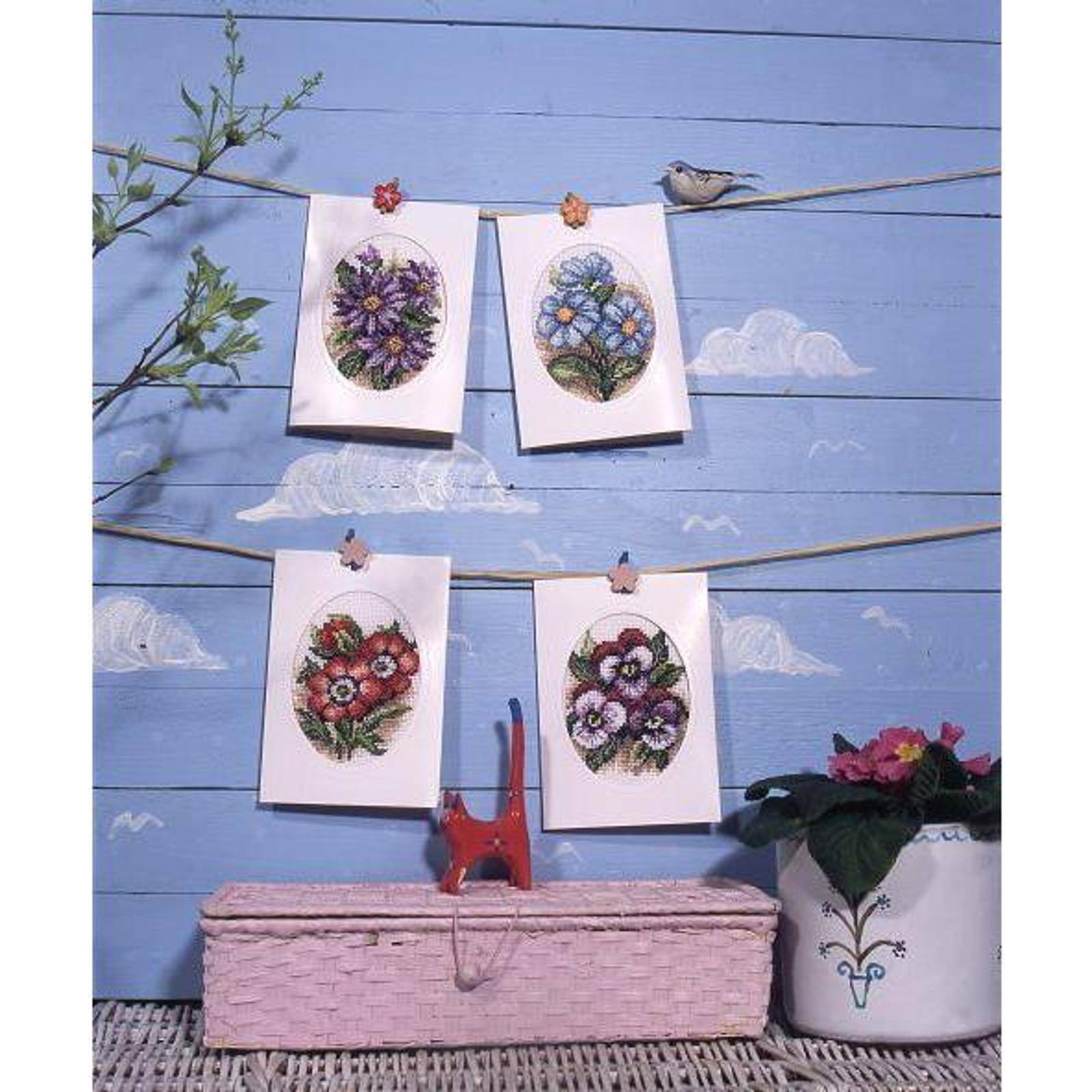 Orchidea Complete Cross Stitch Kit - Greetings Card Red Flowers