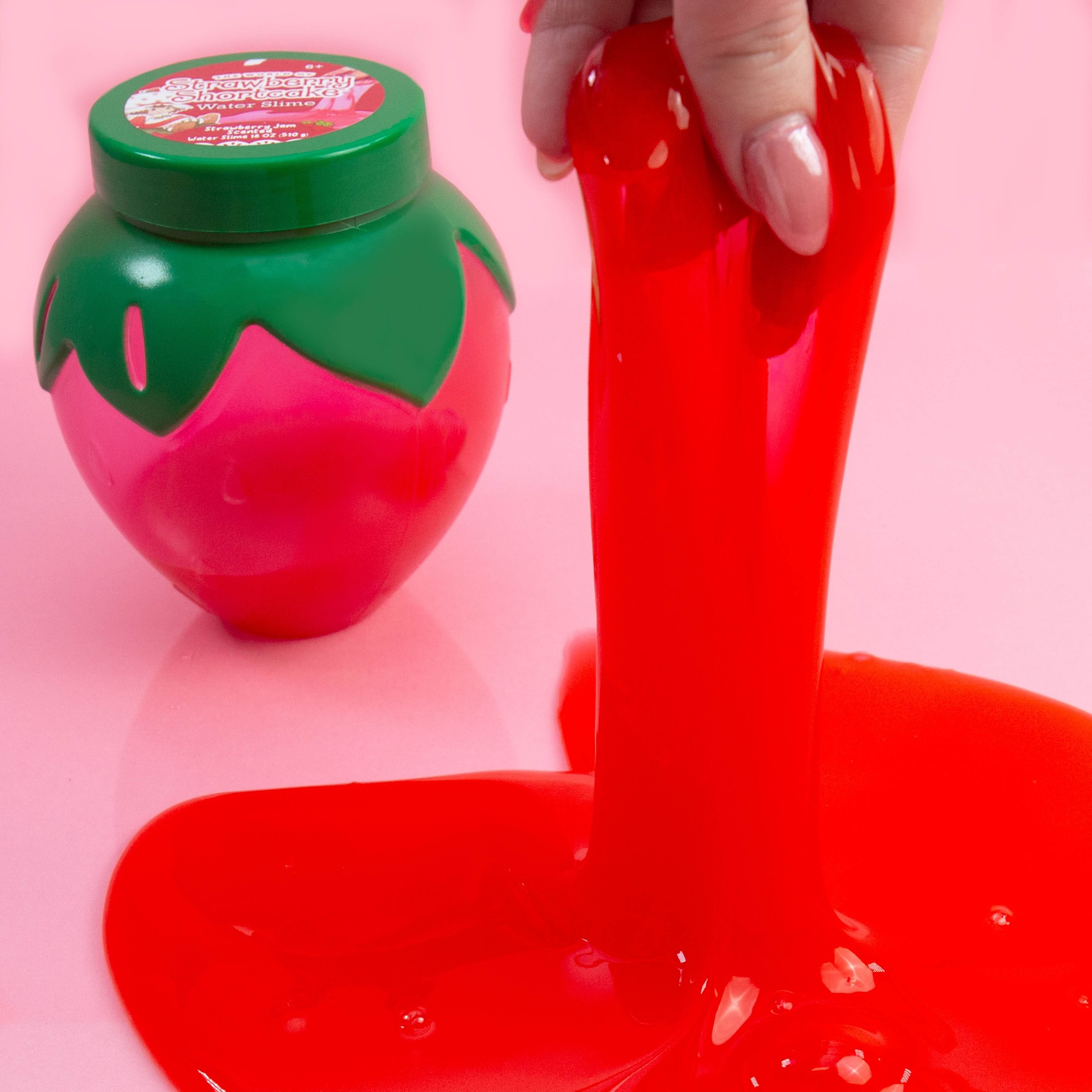 Strawberry Shortcake&#x2122; Scented Water Slime