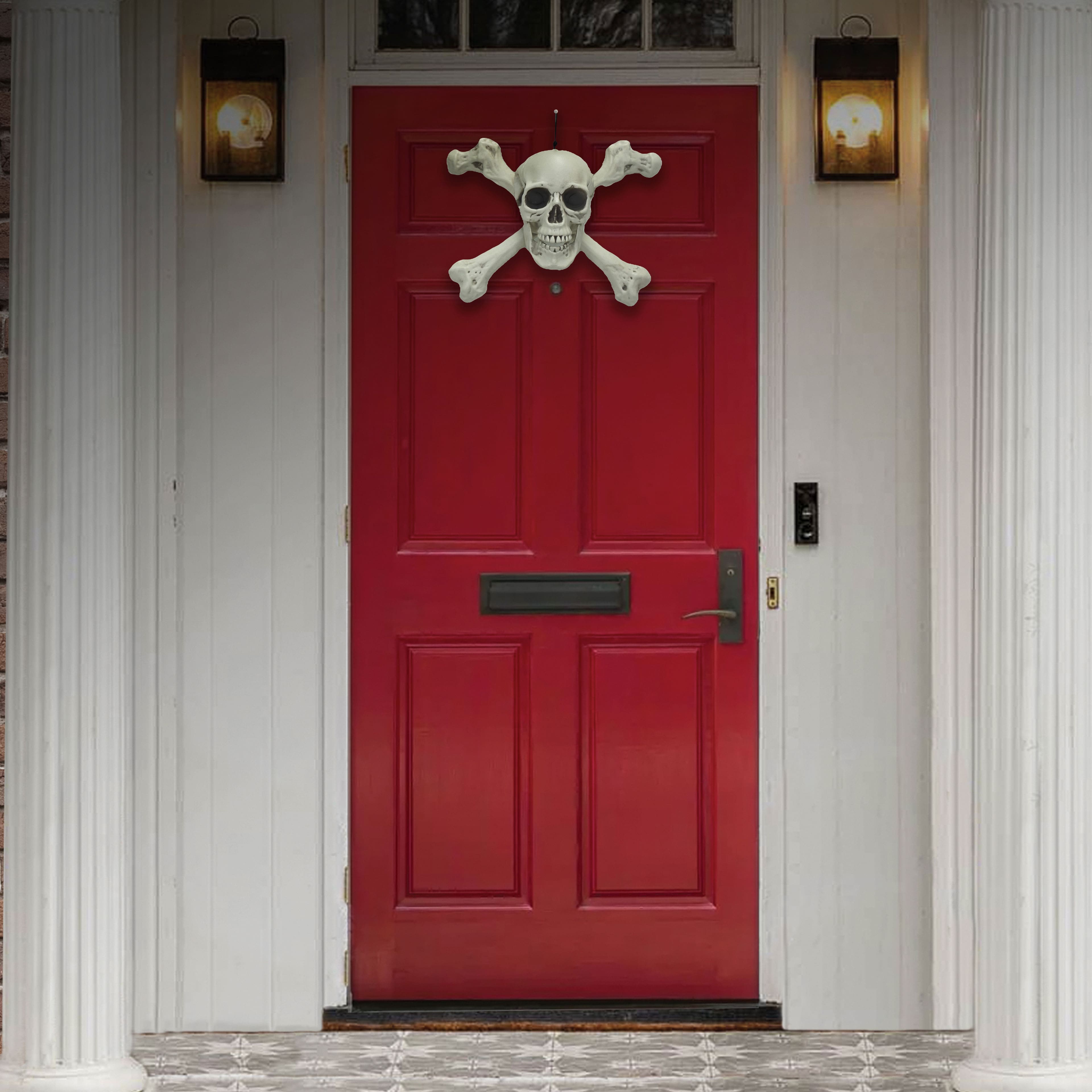 15.25&#x22; Hanging Skull &#x26; Crossbones by Ashland&#xAE;