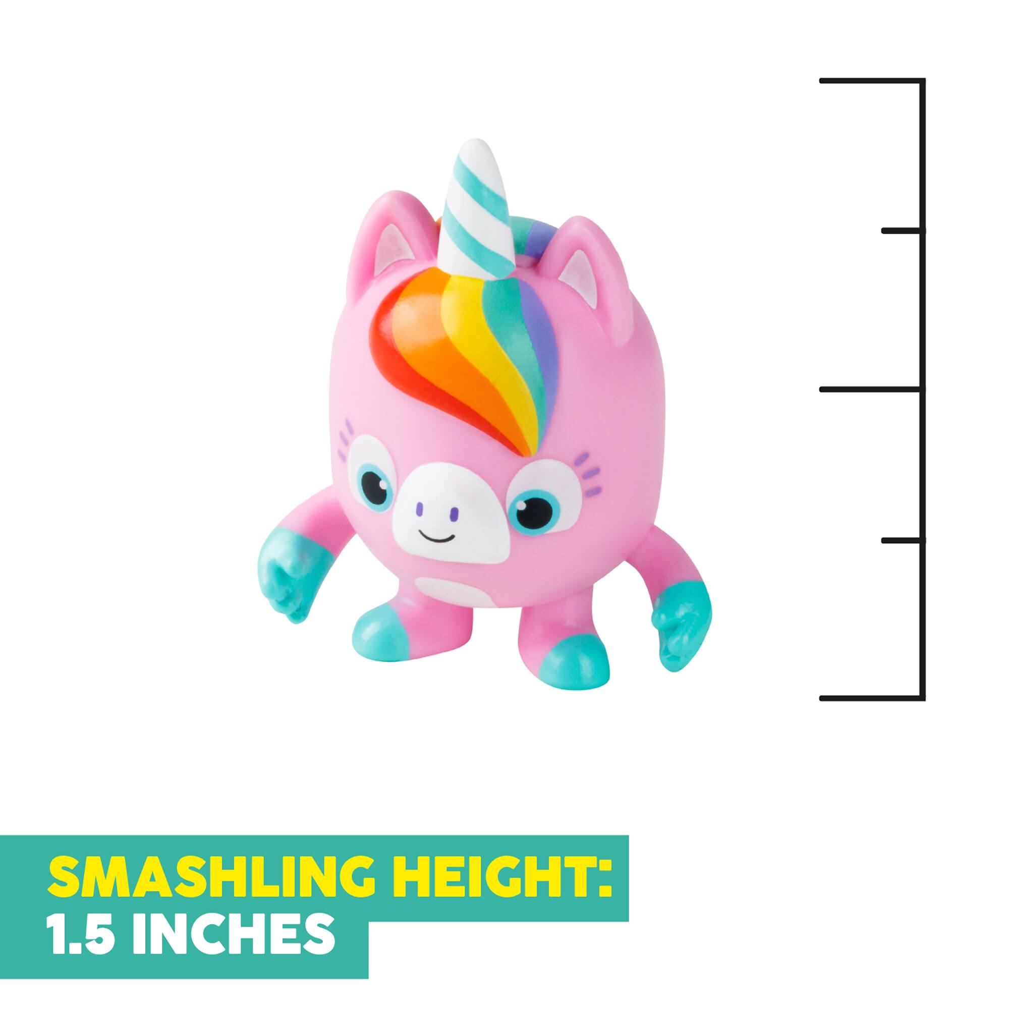Pi&#xF1;ata Smashlings Rainbow Whale Edition Box D Deluxe Collectible Figure Set