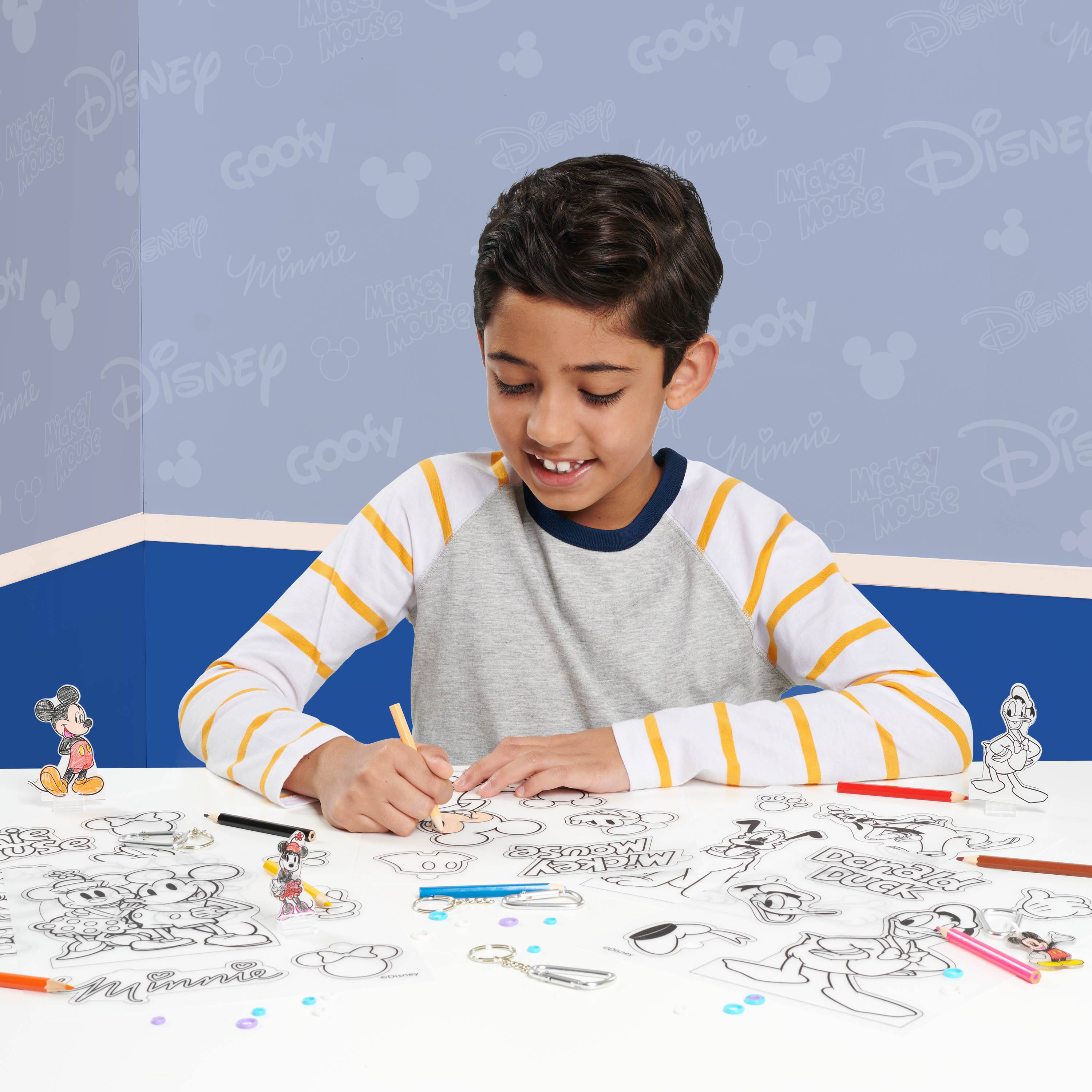 Shrinky Dinks® Disney® Mickey Mouse & Friends Activity Kit